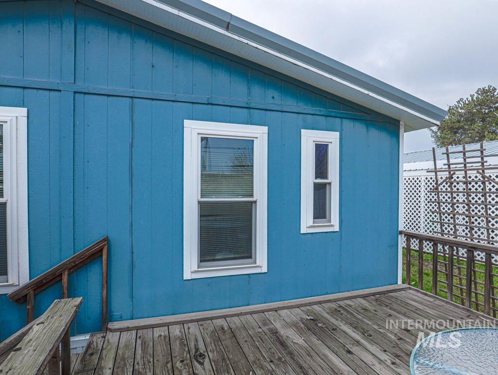 25 Freedom Dr., Ontario, Oregon 97914-0000, 3 Bedrooms, 2 Bathrooms, Residential For Sale, Price $99,000,MLS 98968438