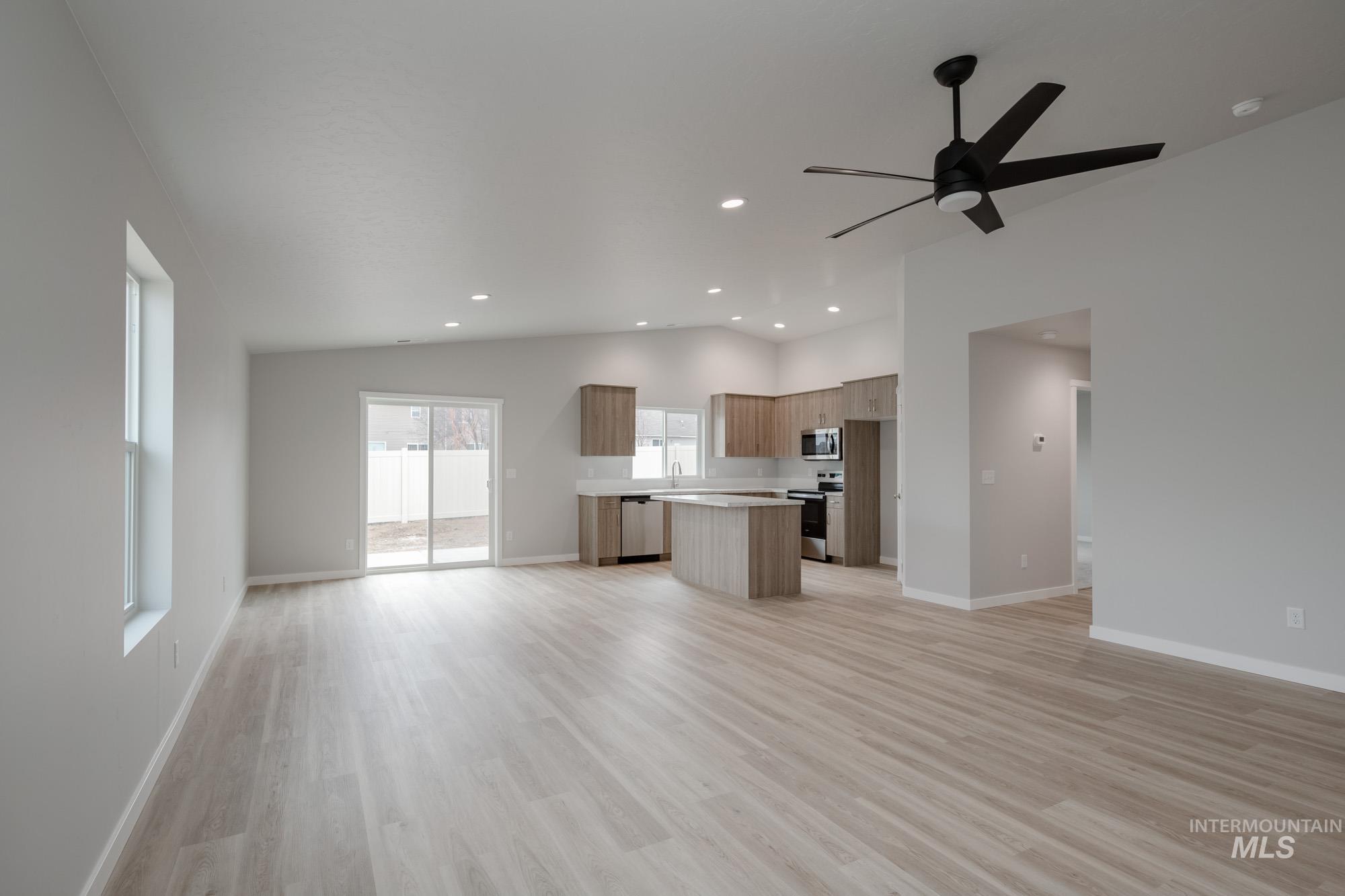 3453 E Crimson King Dr, Nampa, Idaho 83686, 4 Bedrooms, 2 Bathrooms, Residential For Sale, Price $424,990,MLS 98968439