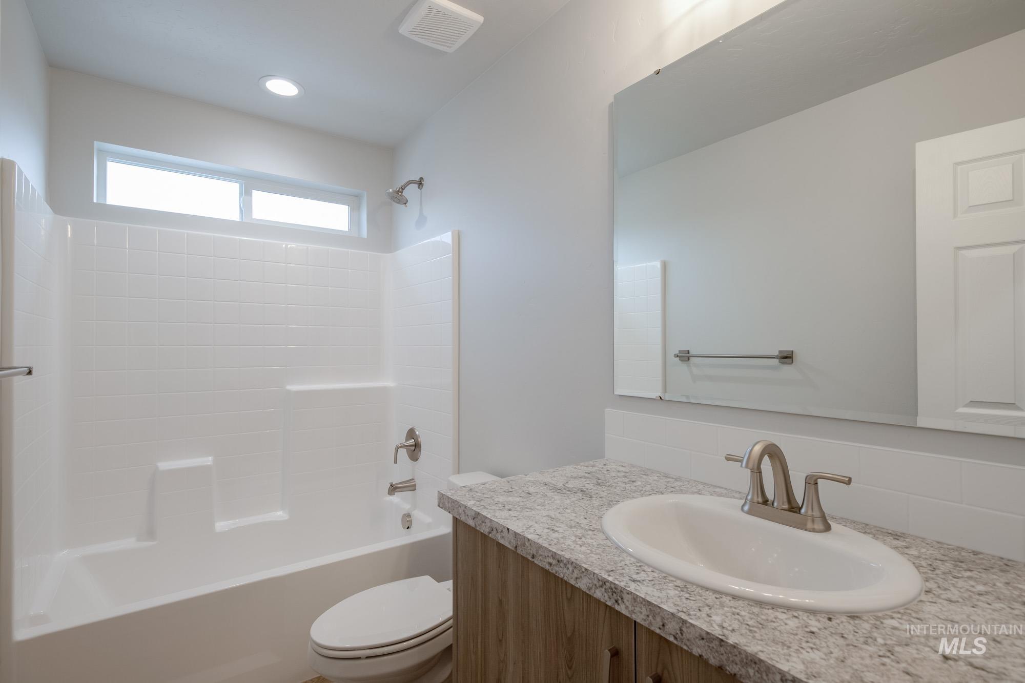 3453 E Crimson King Dr, Nampa, Idaho 83686, 4 Bedrooms, 2 Bathrooms, Residential For Sale, Price $424,990,MLS 98968439