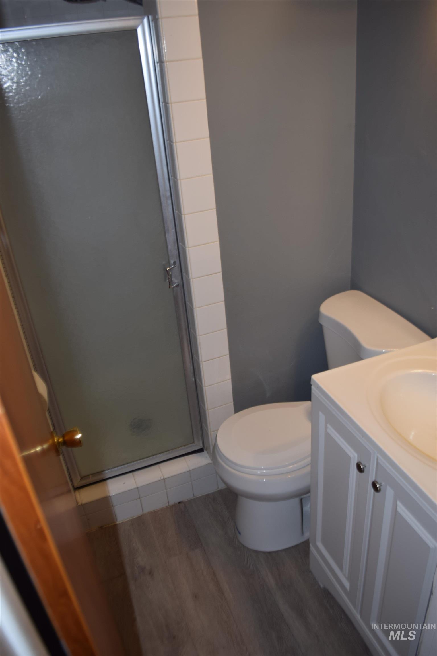 825 E Pine Ave, Meridian, Idaho 83642, 3 Bedrooms, 2 Bathrooms, Residential For Sale, Price $569,888,MLS 98968440