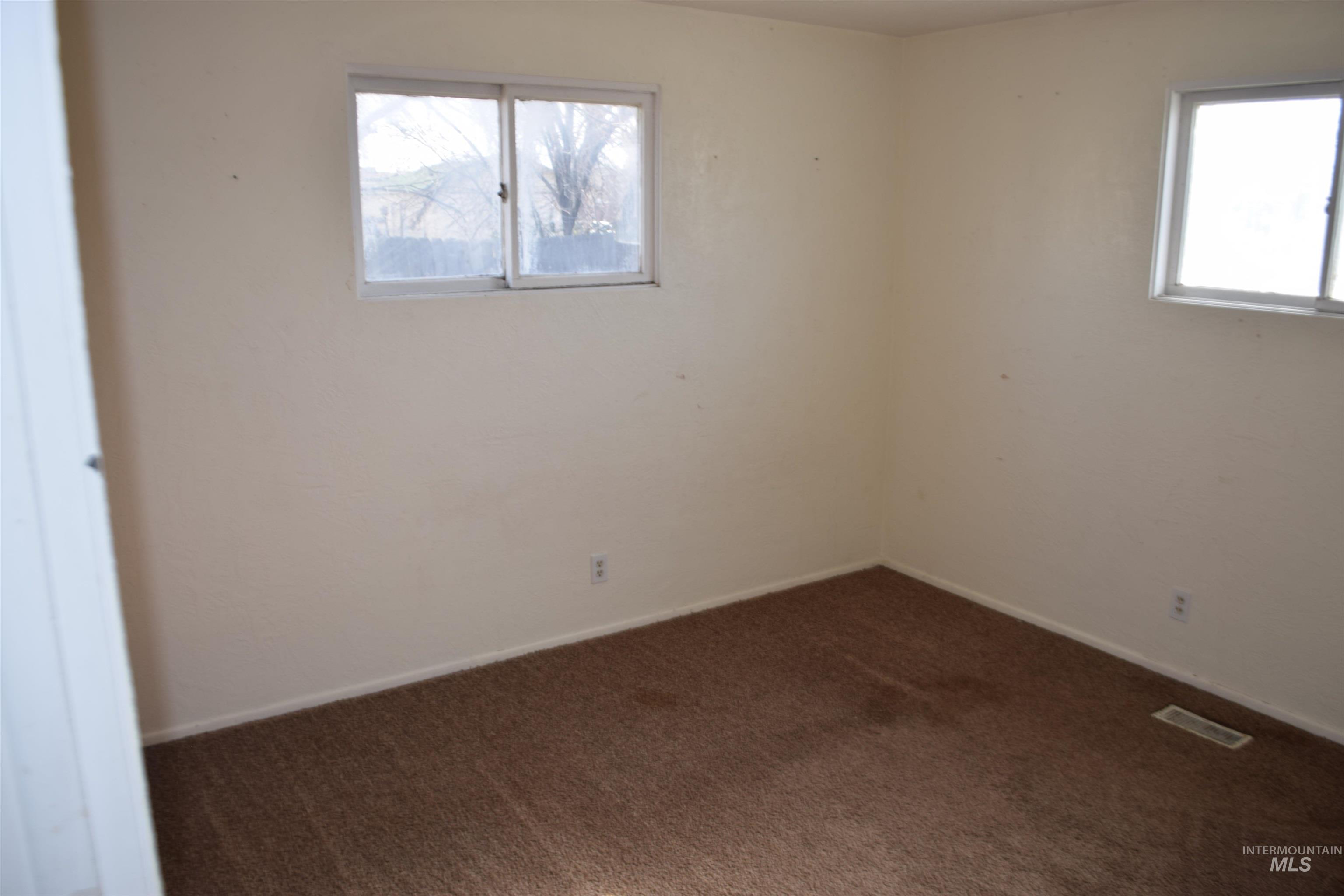 825 E Pine Ave, Meridian, Idaho 83642, 3 Bedrooms, 2 Bathrooms, Residential For Sale, Price $569,888,MLS 98968440