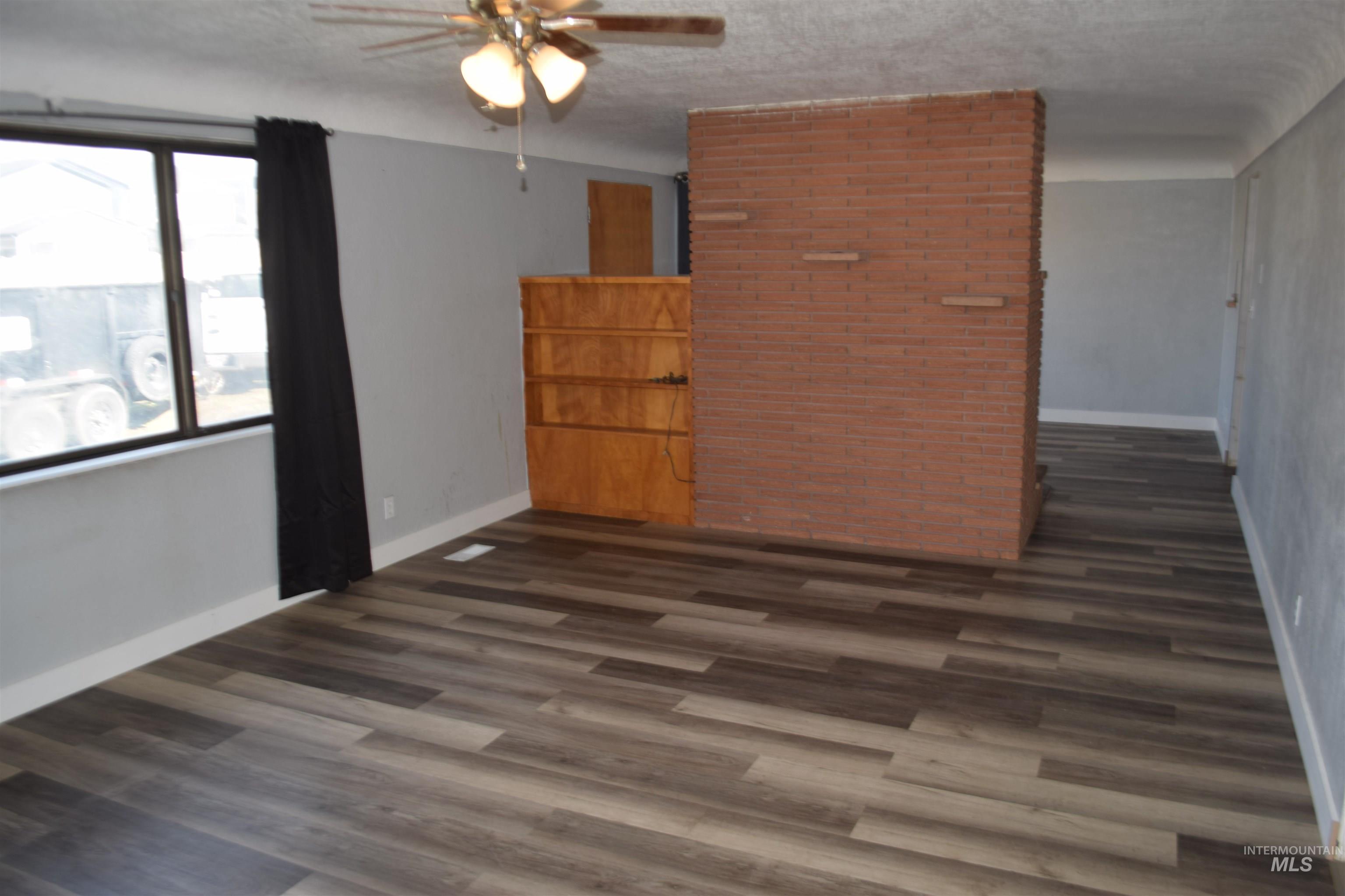 825 E Pine Ave, Meridian, Idaho 83642, 3 Bedrooms, 2 Bathrooms, Residential For Sale, Price $569,888,MLS 98968440