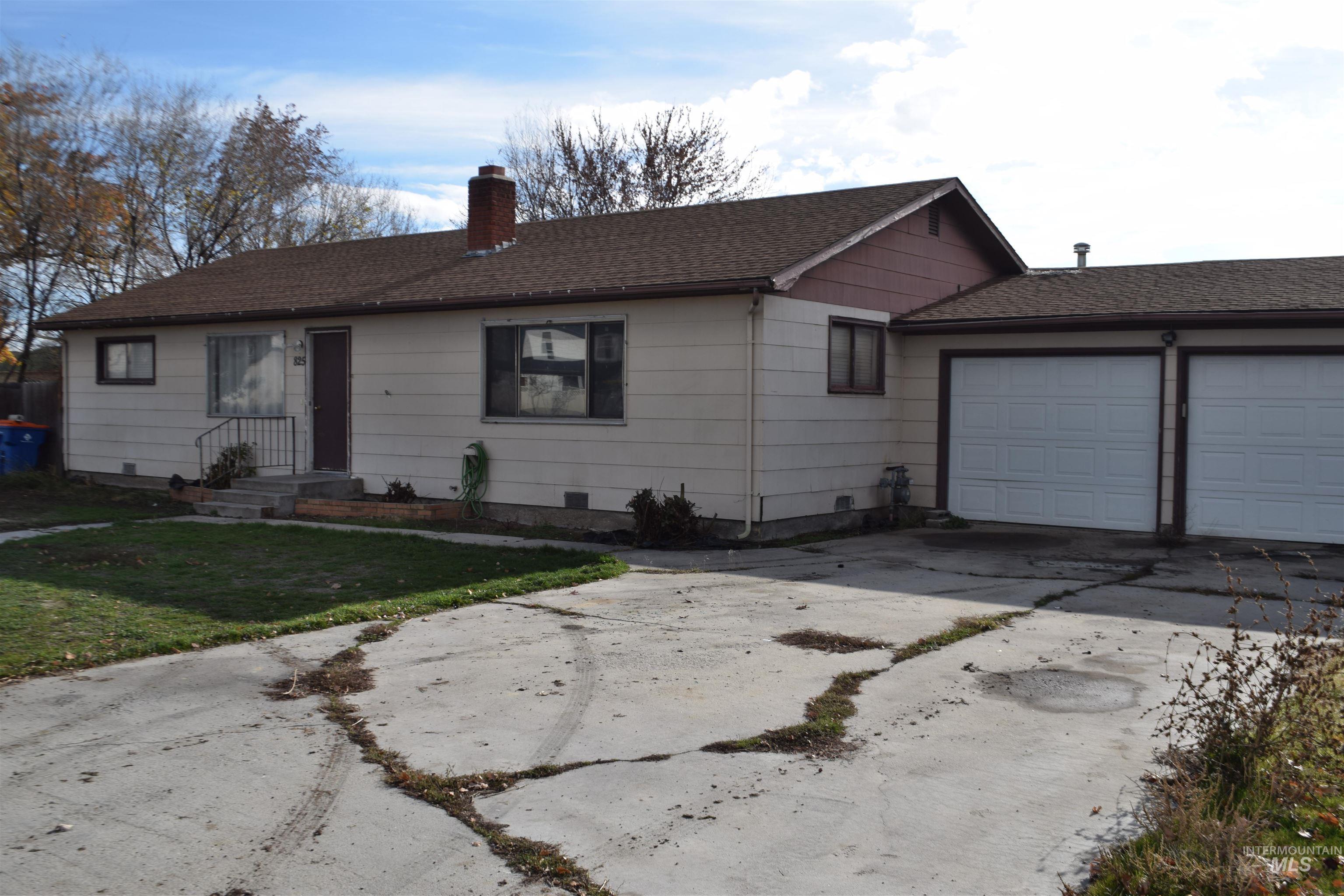 825 E Pine Ave, Meridian, Idaho 83642, 3 Bedrooms, 2 Bathrooms, Residential For Sale, Price $569,888,MLS 98968440