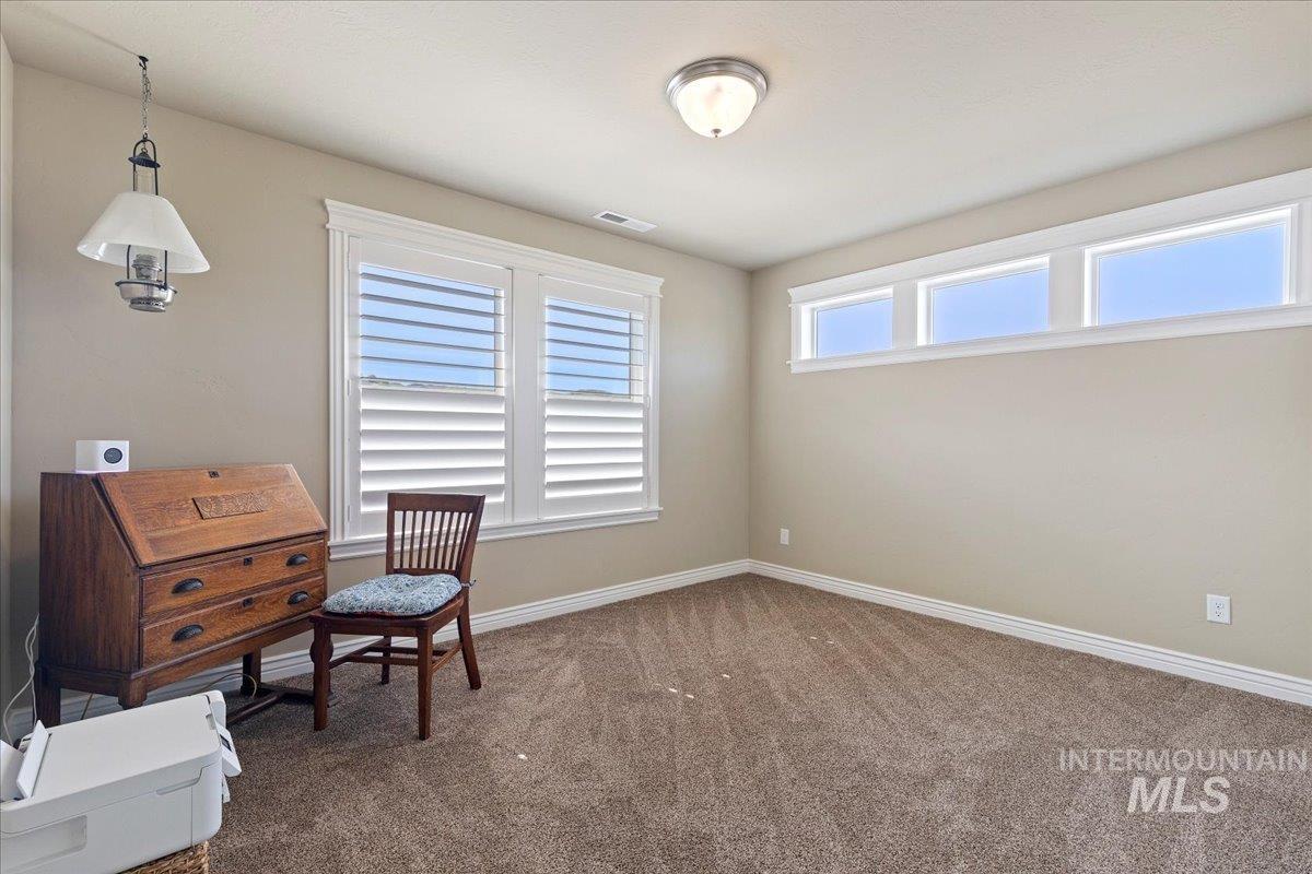 5838 W Tantallon St, Boise, Idaho 83714, 4 Bedrooms, 2.5 Bathrooms, Residential For Sale, Price $567,500,MLS 98968449