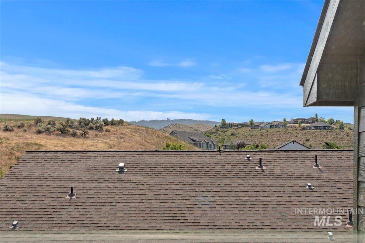 5838 W Tantallon St, Boise, Idaho 83714, 4 Bedrooms, 2.5 Bathrooms, Residential For Sale, Price $567,500,MLS 98968449