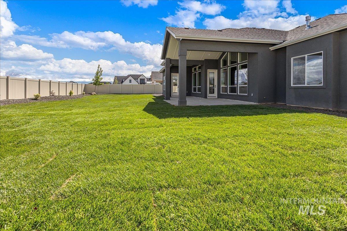 2843 W Three Lakes Dr., Meridian, Idaho 83646, 4 Bedrooms, 3.5 Bathrooms, Residential For Sale, Price $1,350,000,MLS 98968458