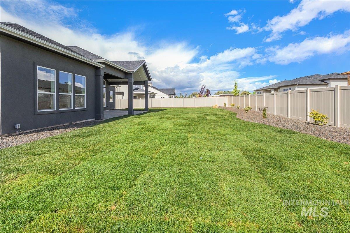 2843 W Three Lakes Dr., Meridian, Idaho 83646, 4 Bedrooms, 3.5 Bathrooms, Residential For Sale, Price $1,350,000,MLS 98968458