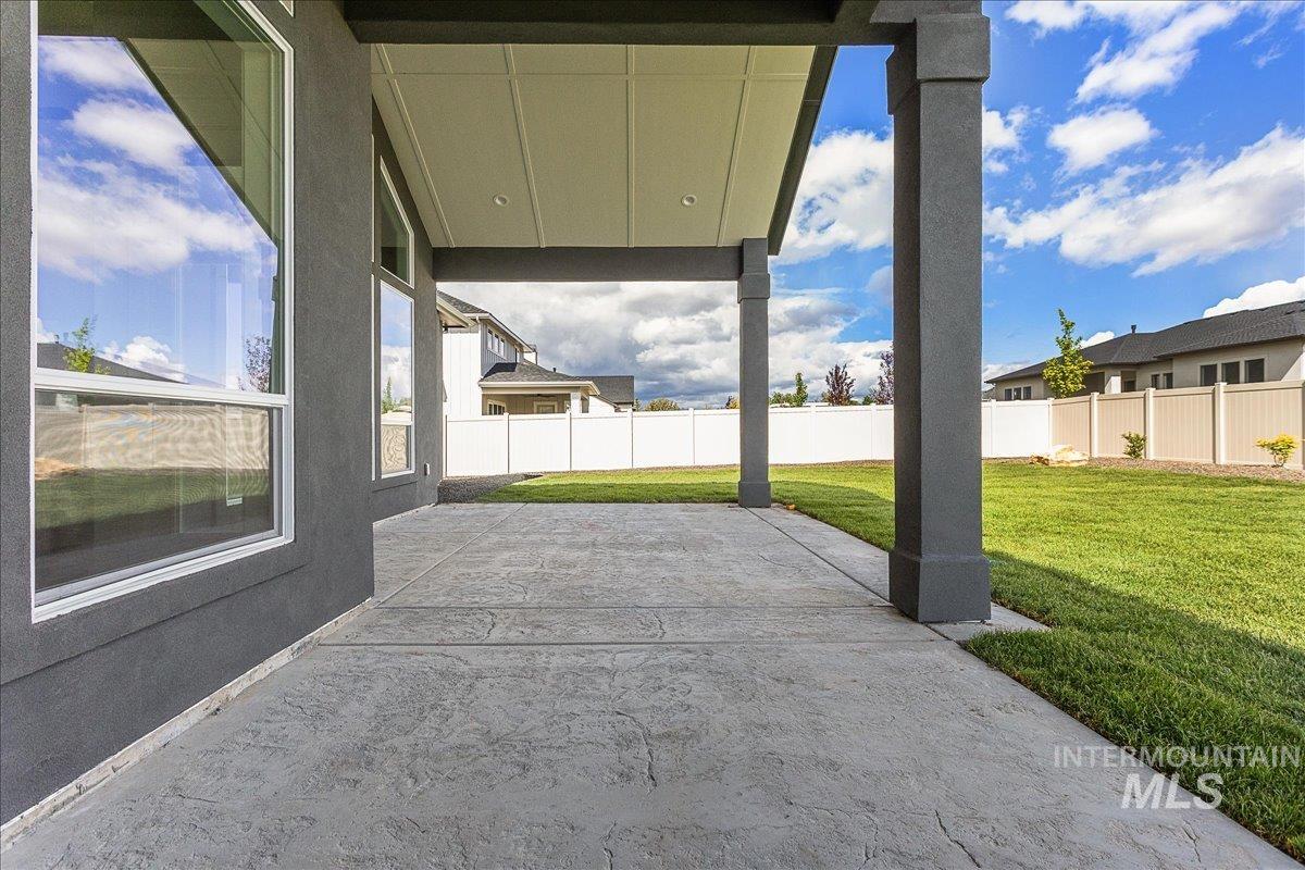 2843 W Three Lakes Dr., Meridian, Idaho 83646, 4 Bedrooms, 3.5 Bathrooms, Residential For Sale, Price $1,350,000,MLS 98968458