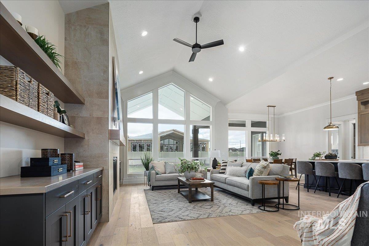 2843 W Three Lakes Dr., Meridian, Idaho 83646, 4 Bedrooms, 3.5 Bathrooms, Residential For Sale, Price $1,350,000,MLS 98968458