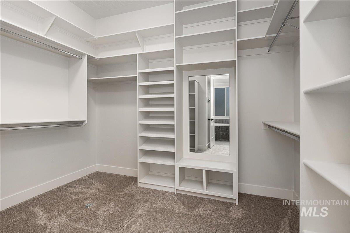 2843 W Three Lakes Dr., Meridian, Idaho 83646, 4 Bedrooms, 3.5 Bathrooms, Residential For Sale, Price $1,350,000,MLS 98968458