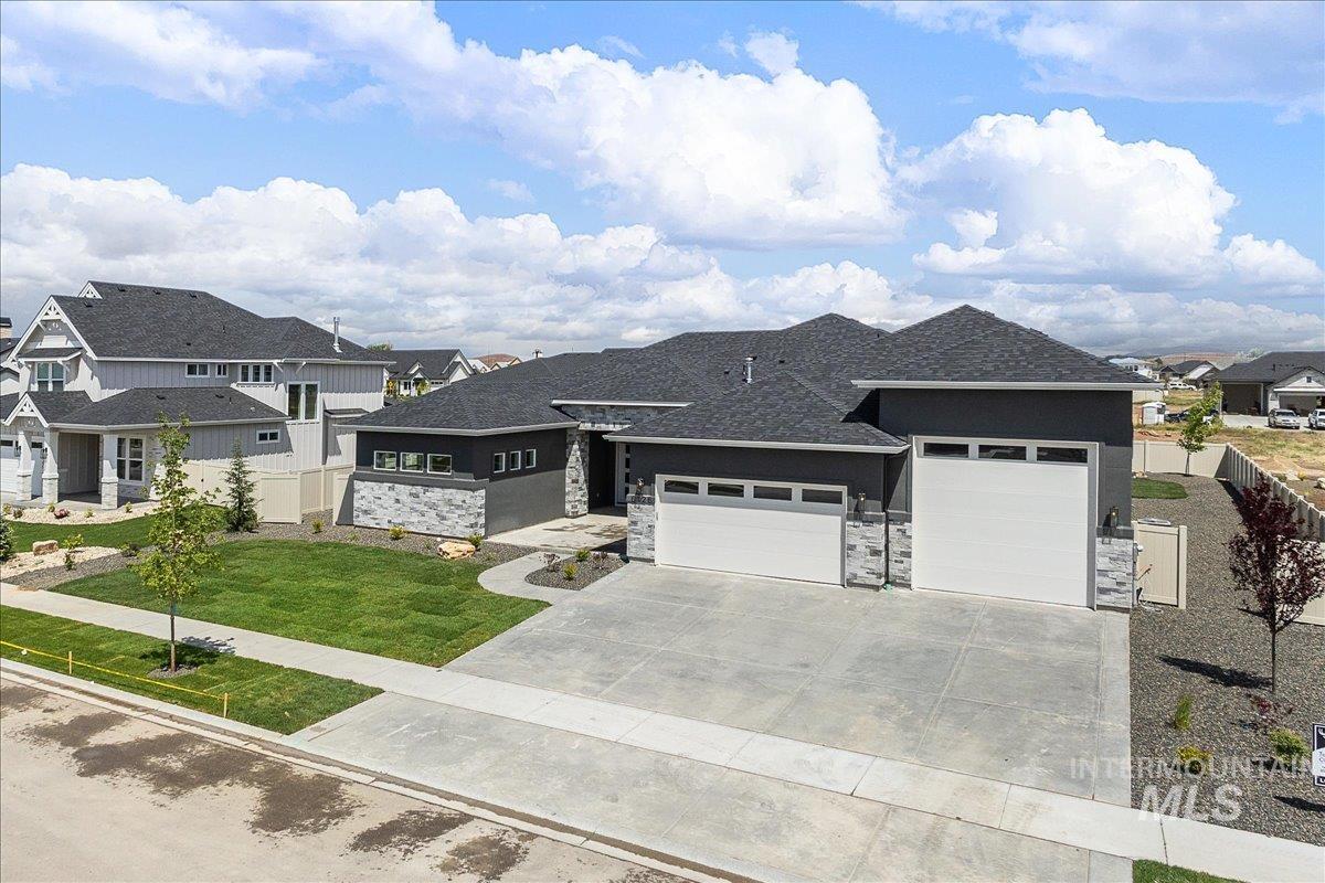 2843 W Three Lakes Dr., Meridian, Idaho 83646, 4 Bedrooms, 3.5 Bathrooms, Residential For Sale, Price $1,350,000,MLS 98968458