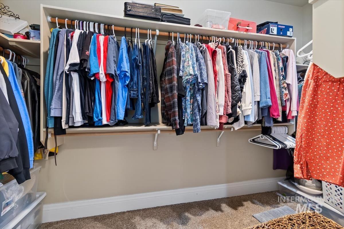 664 S Hydra Avenue, Star, Idaho 83669-5085, 3 Bedrooms, 2.5 Bathrooms, Residential For Sale, Price $599,900,MLS 98968466