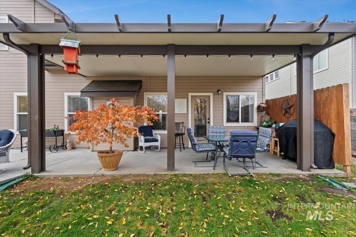 664 S Hydra Avenue, Star, Idaho 83669-5085, 3 Bedrooms, 2.5 Bathrooms, Residential For Sale, Price $599,900,MLS 98968466