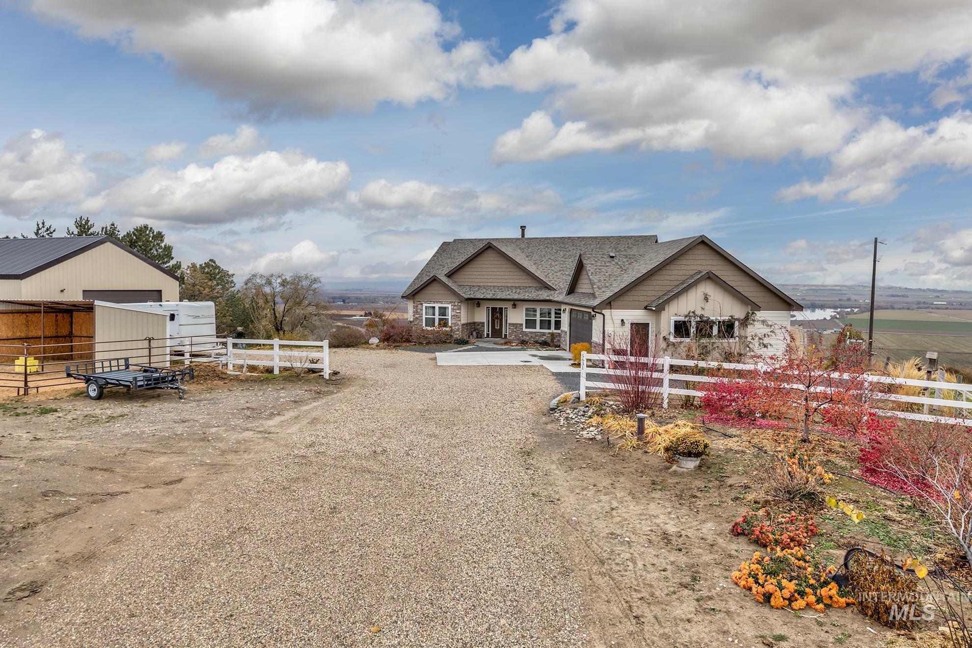 5631 Sunset, Fruitland, Idaho 83619, 4 Bedrooms, 4 Bathrooms, Residential For Sale, Price $1,199,000,MLS 98968467