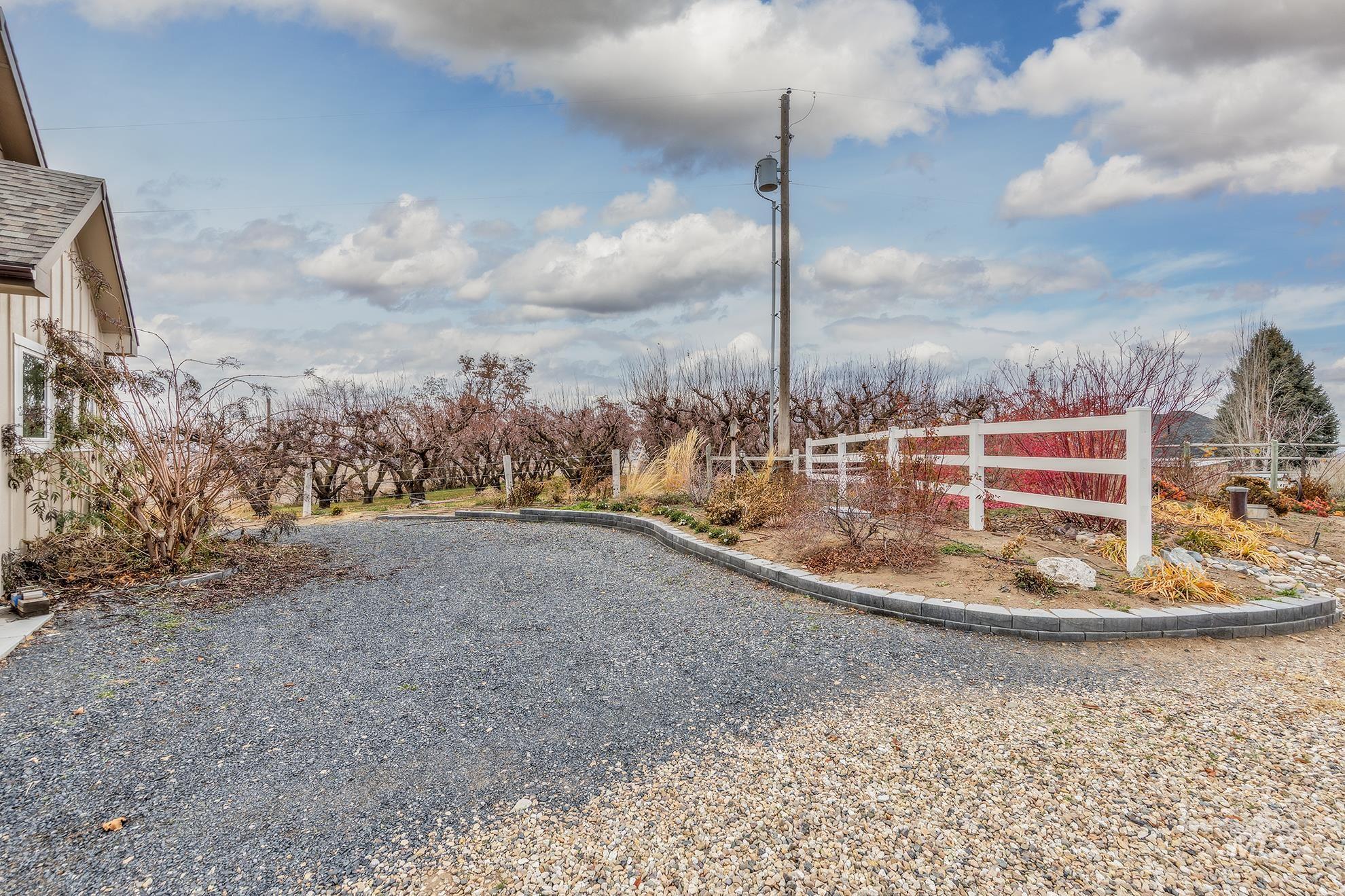 5631 Sunset, Fruitland, Idaho 83619, 4 Bedrooms, 4 Bathrooms, Residential For Sale, Price $1,199,000,MLS 98968467