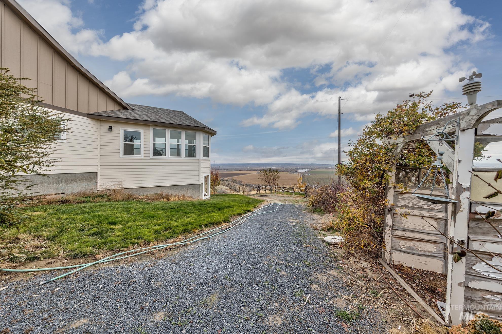 5631 Sunset, Fruitland, Idaho 83619, 4 Bedrooms, 4 Bathrooms, Residential For Sale, Price $1,199,000,MLS 98968467