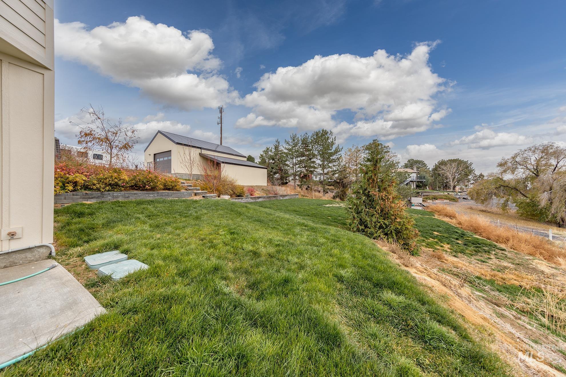 5631 Sunset, Fruitland, Idaho 83619, 4 Bedrooms, 4 Bathrooms, Residential For Sale, Price $1,199,000,MLS 98968467