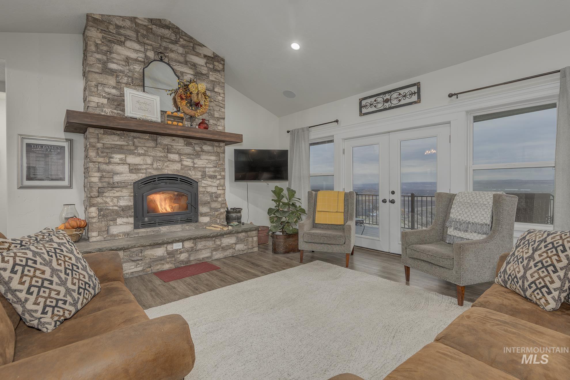 5631 Sunset, Fruitland, Idaho 83619, 4 Bedrooms, 4 Bathrooms, Residential For Sale, Price $1,199,000,MLS 98968467