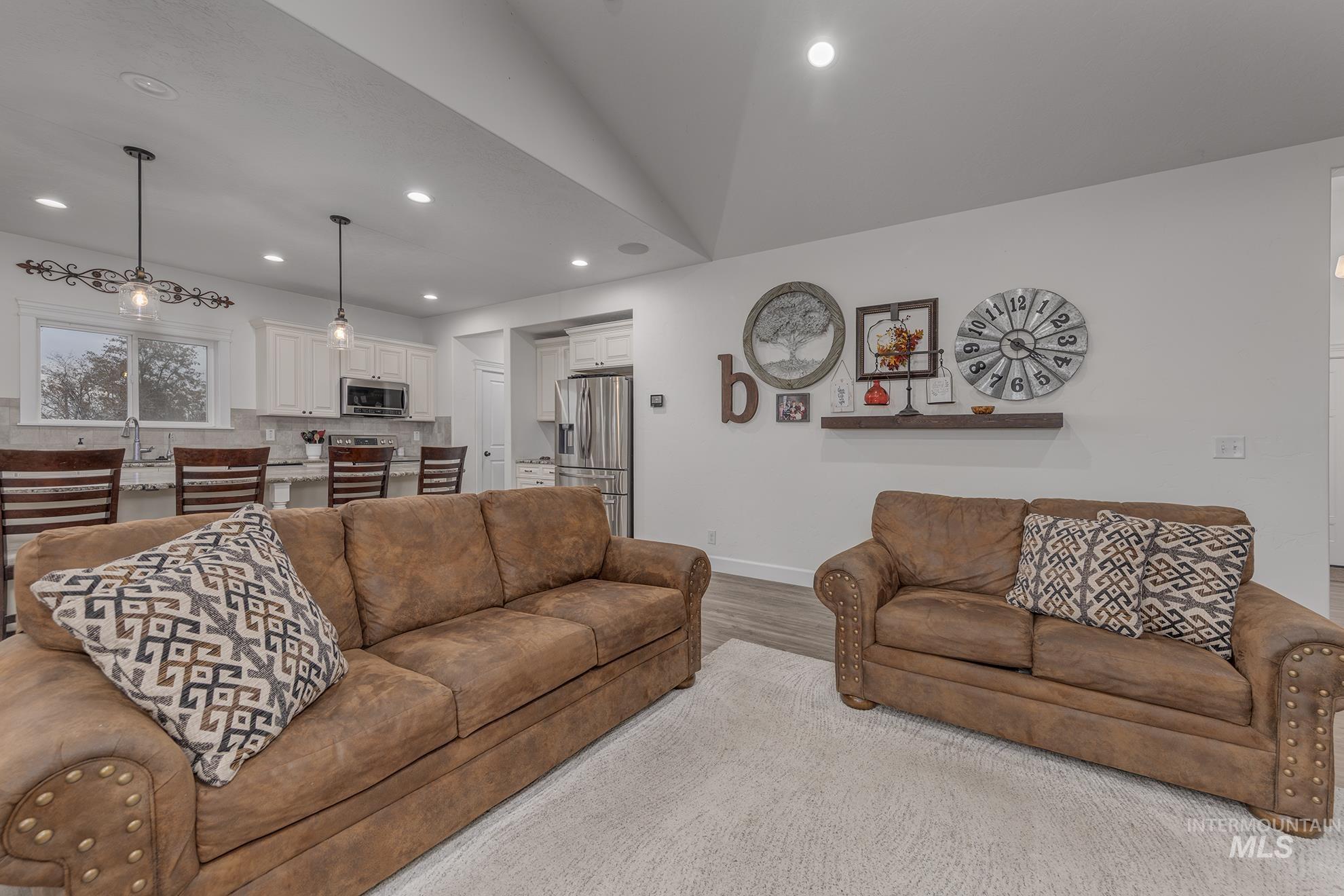 5631 Sunset, Fruitland, Idaho 83619, 4 Bedrooms, 4 Bathrooms, Residential For Sale, Price $1,199,000,MLS 98968467