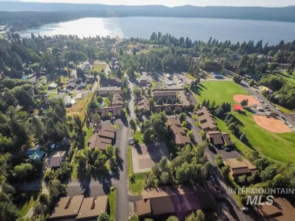 1607 Davis Ave, McCall, Idaho 83638, 1 Bedroom, 1 Bathroom, Residential For Sale, Price $354,900,MLS 98968477