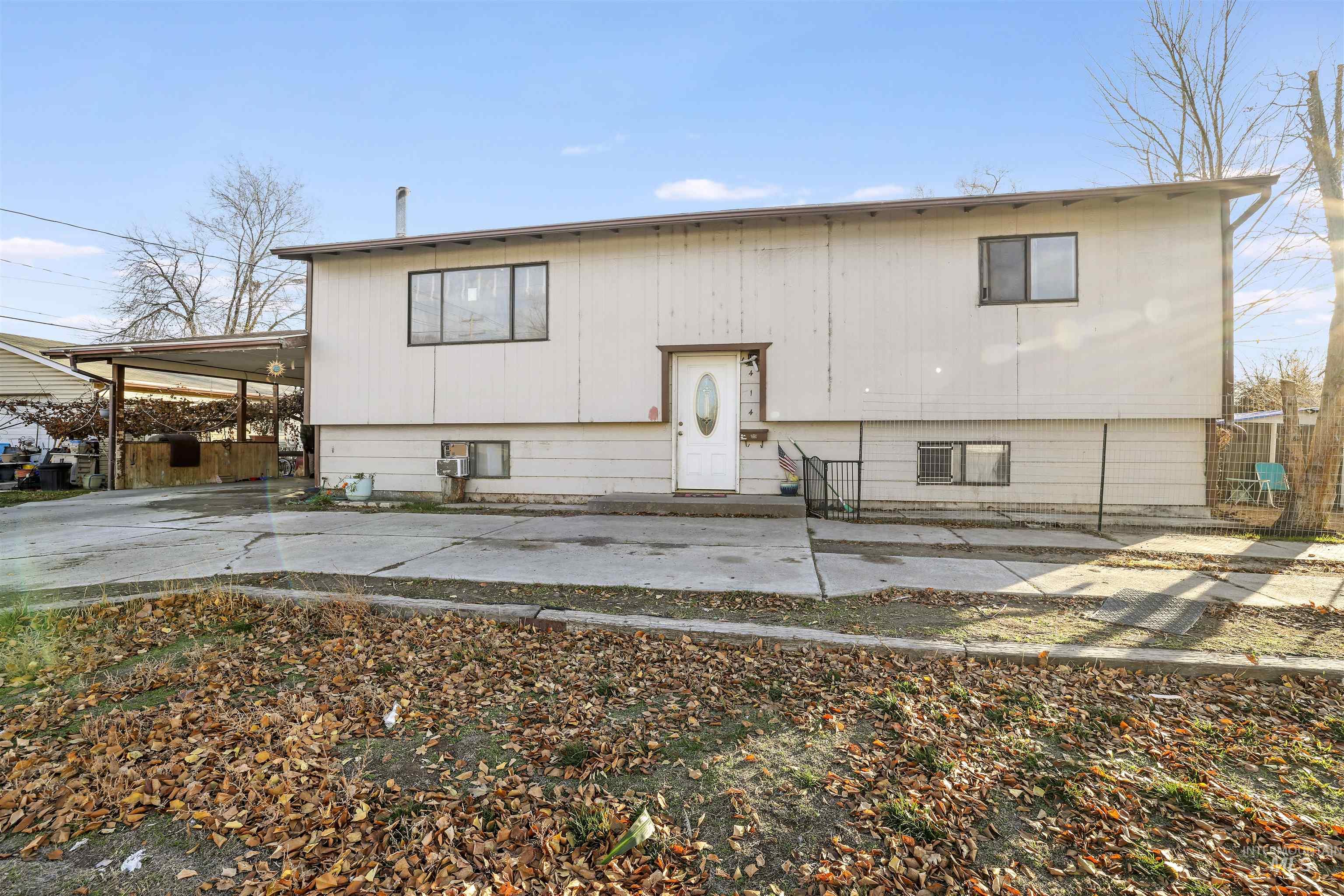 414 Heyburn Ave, Twin Falls, Idaho 83301, 4 Bedrooms, 2 Bathrooms, Residential For Sale, Price $299,000,MLS 98968479