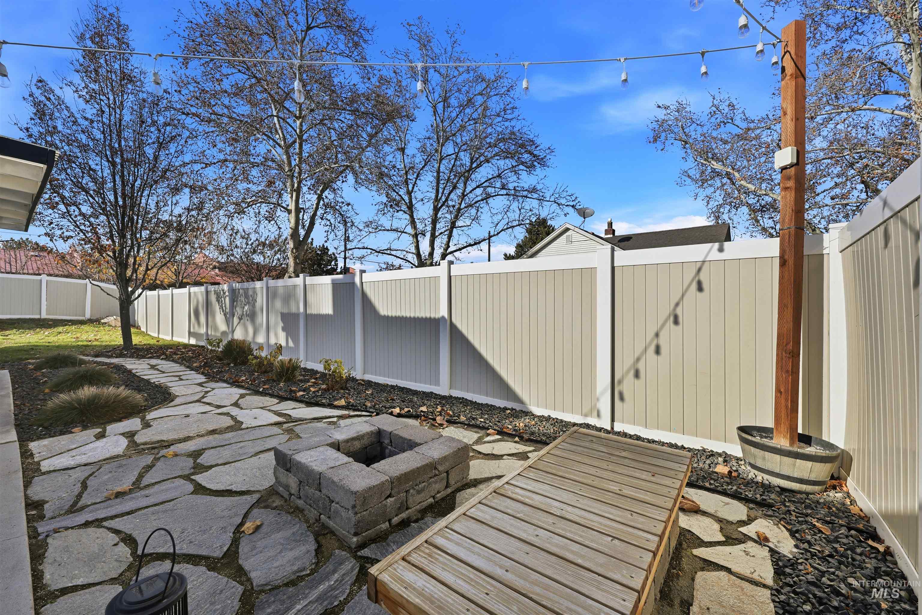 11078 W Tidewater Ct, Boise, Idaho 83713, 3 Bedrooms, 2 Bathrooms, Residential For Sale, Price $435,654,MLS 98968480