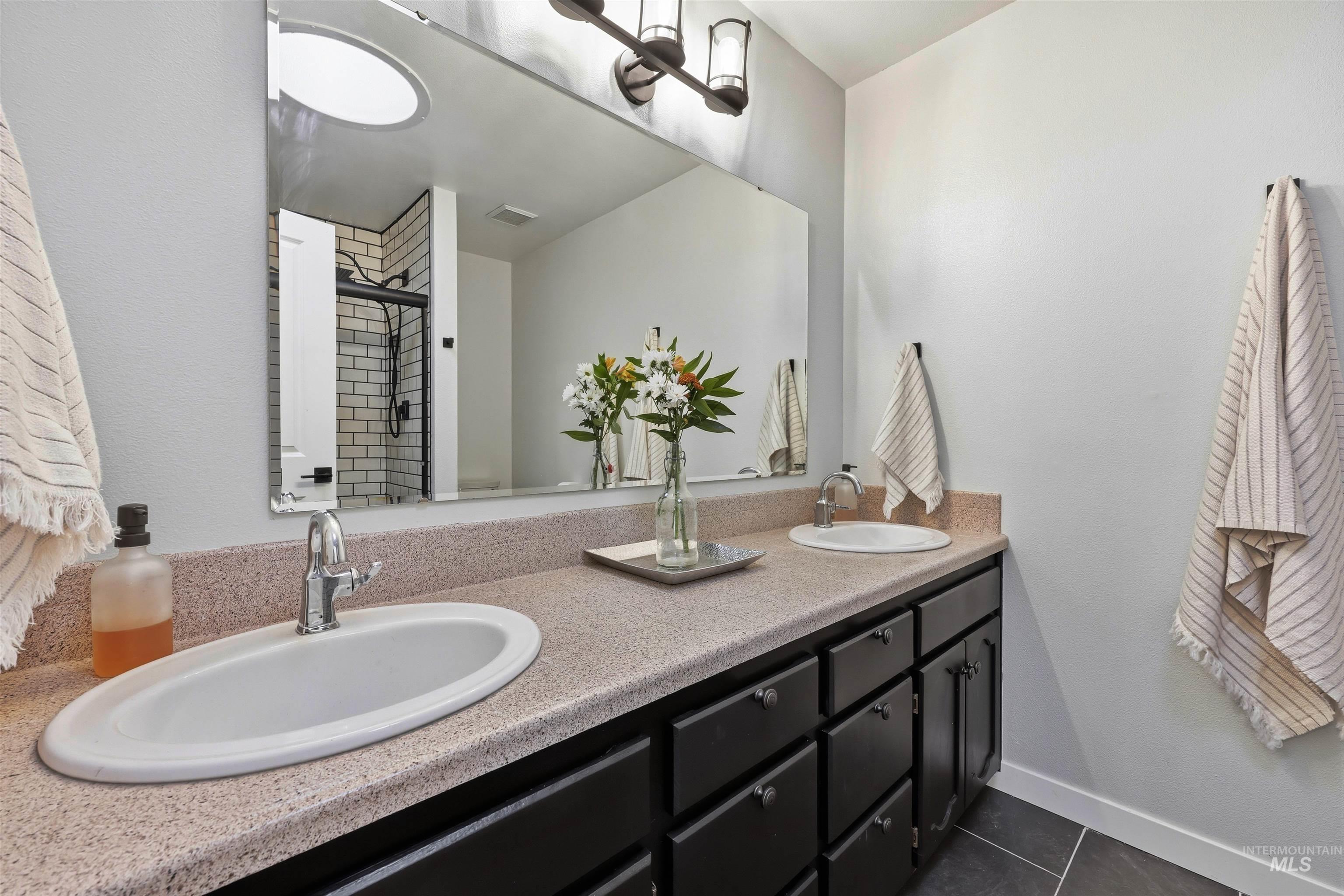 11078 W Tidewater Ct, Boise, Idaho 83713, 3 Bedrooms, 2 Bathrooms, Residential For Sale, Price $435,654,MLS 98968480