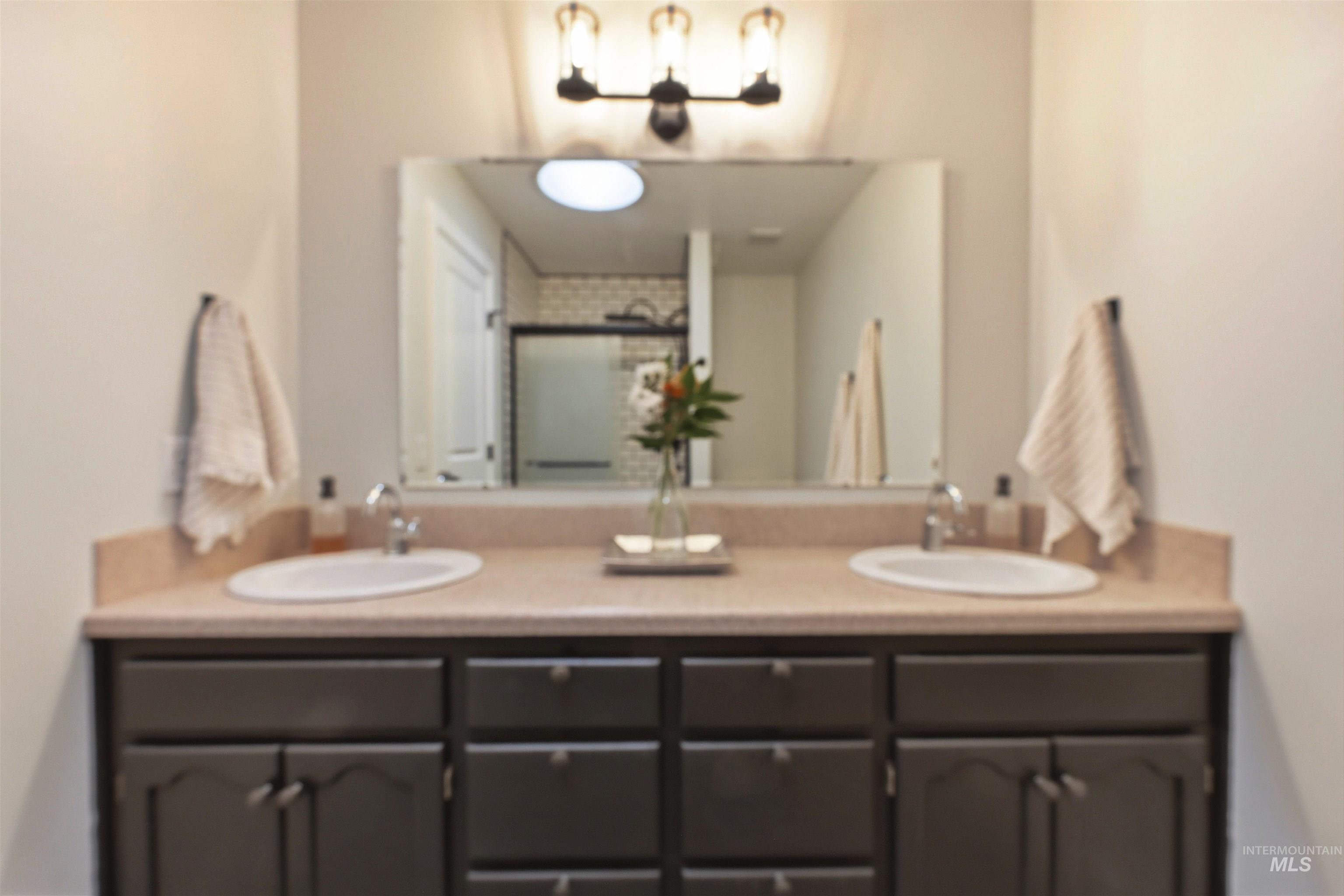 11078 W Tidewater Ct, Boise, Idaho 83713, 3 Bedrooms, 2 Bathrooms, Residential For Sale, Price $435,654,MLS 98968480