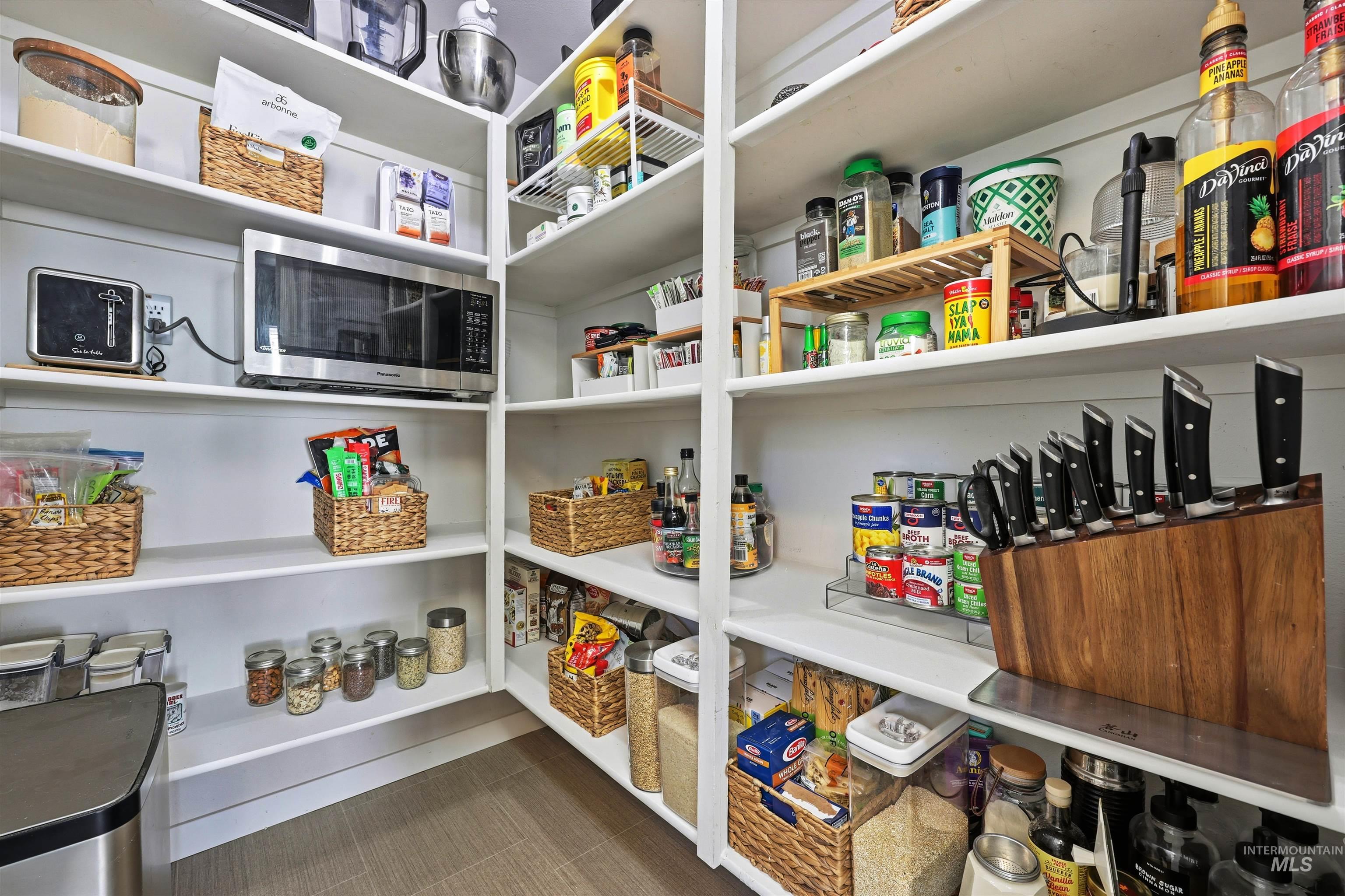 11078 W Tidewater Ct, Boise, Idaho 83713, 3 Bedrooms, 2 Bathrooms, Residential For Sale, Price $435,654,MLS 98968480