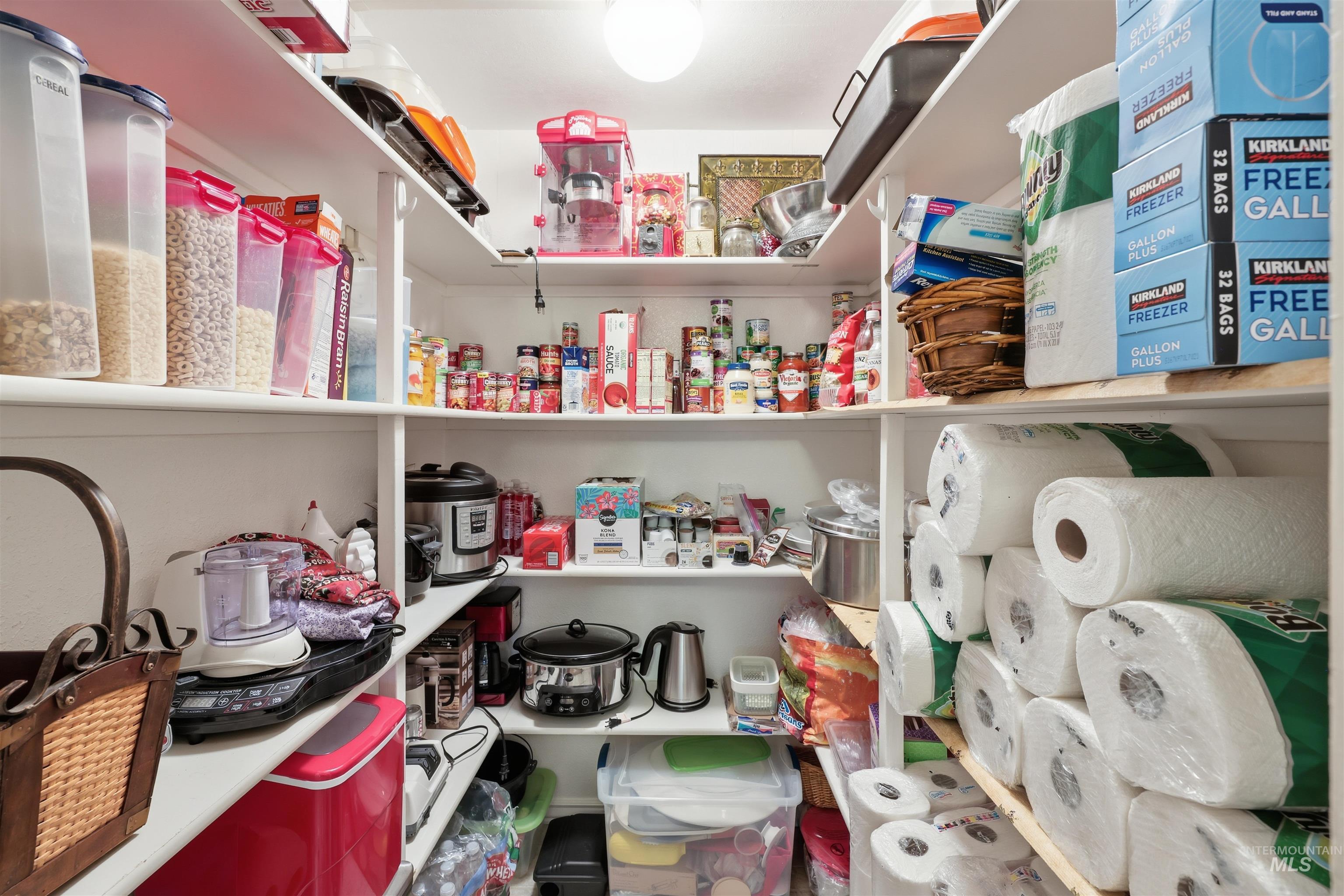 10050 W Mren, Boise, Idaho 83709, 3 Bedrooms, 2 Bathrooms, Residential For Sale, Price $650,000,MLS 98968491