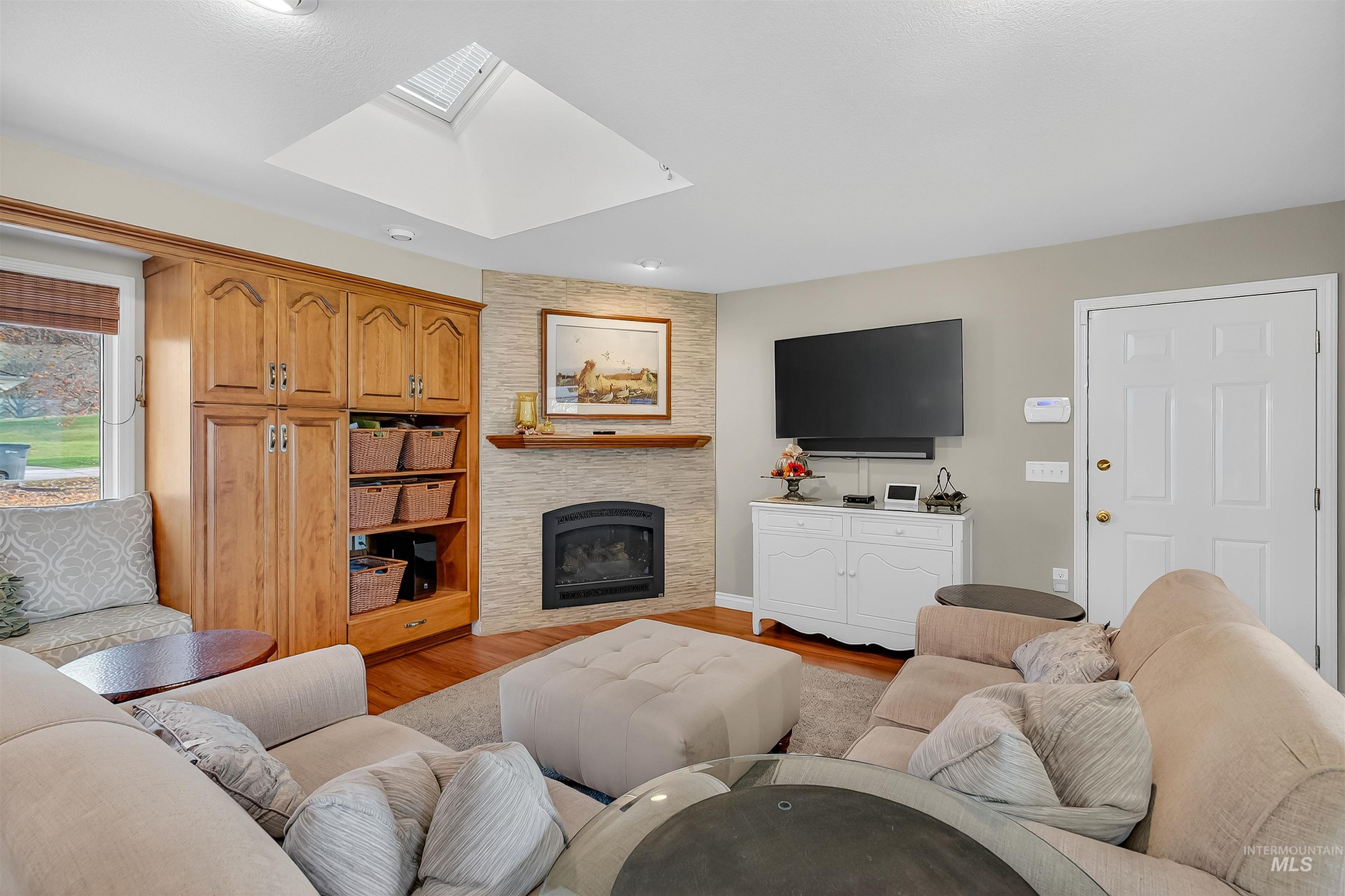 3887 Lakeview Dr, Lewiston, Idaho 83501, 4 Bedrooms, 3.5 Bathrooms, Residential For Sale, Price $779,000, 98968493