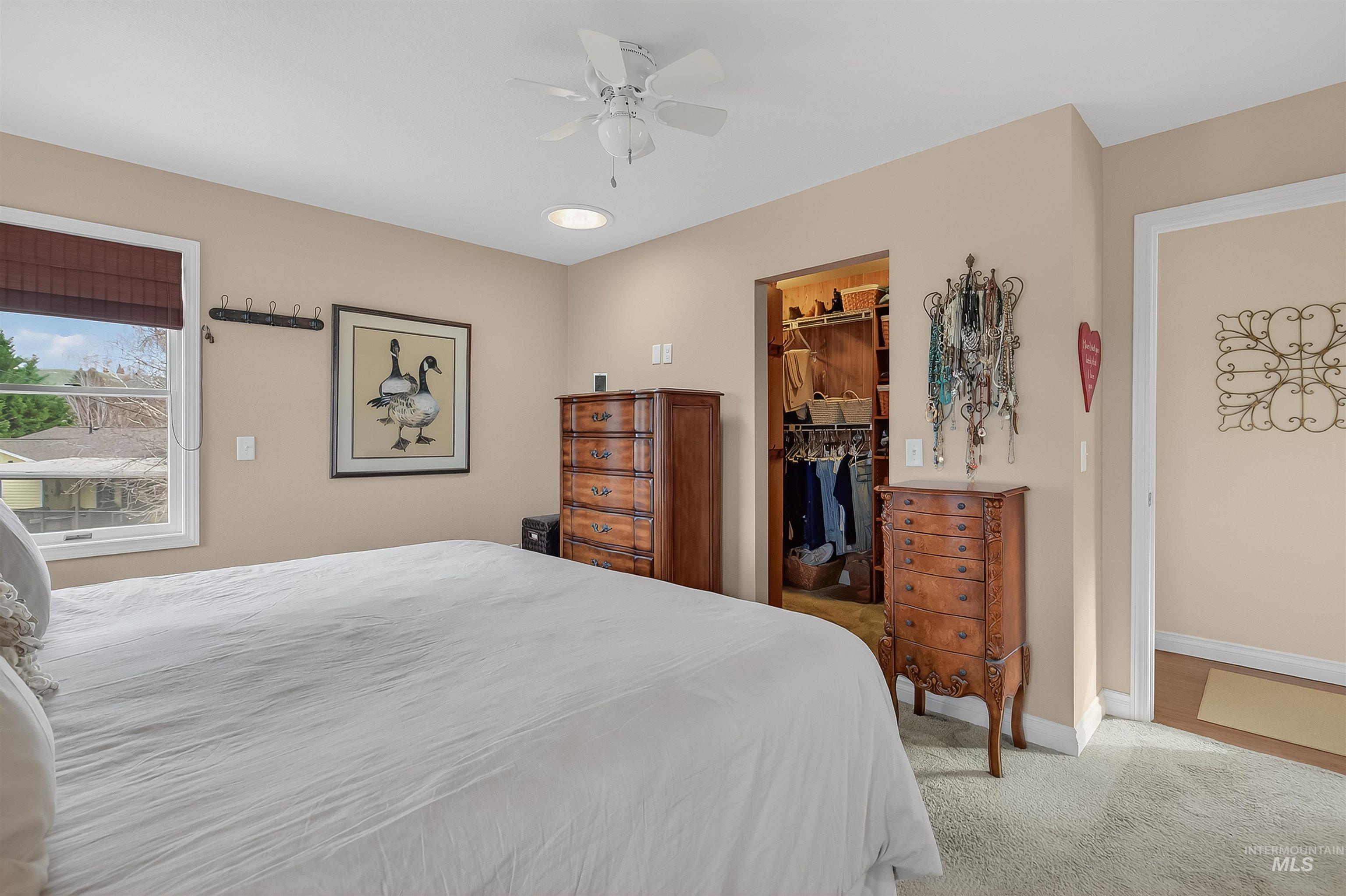 3887 Lakeview Dr, Lewiston, Idaho 83501, 4 Bedrooms, 3.5 Bathrooms, Residential For Sale, Price $779,000, 98968493