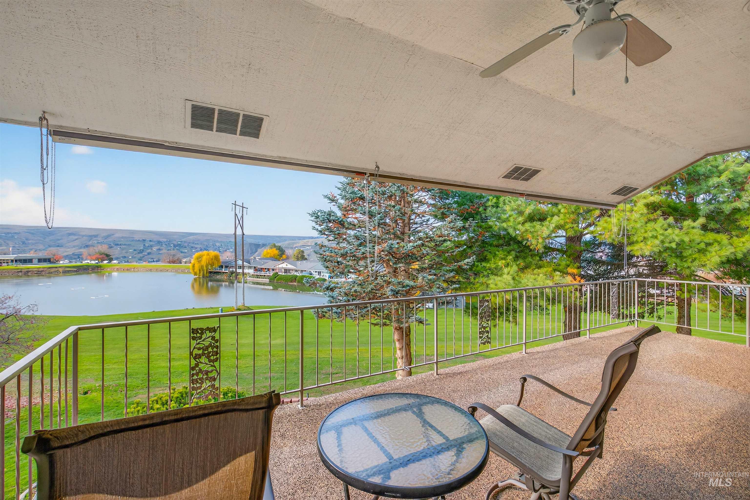 3887 Lakeview Dr, Lewiston, Idaho 83501, 4 Bedrooms, 3.5 Bathrooms, Residential For Sale, Price $795,000,MLS 98968493