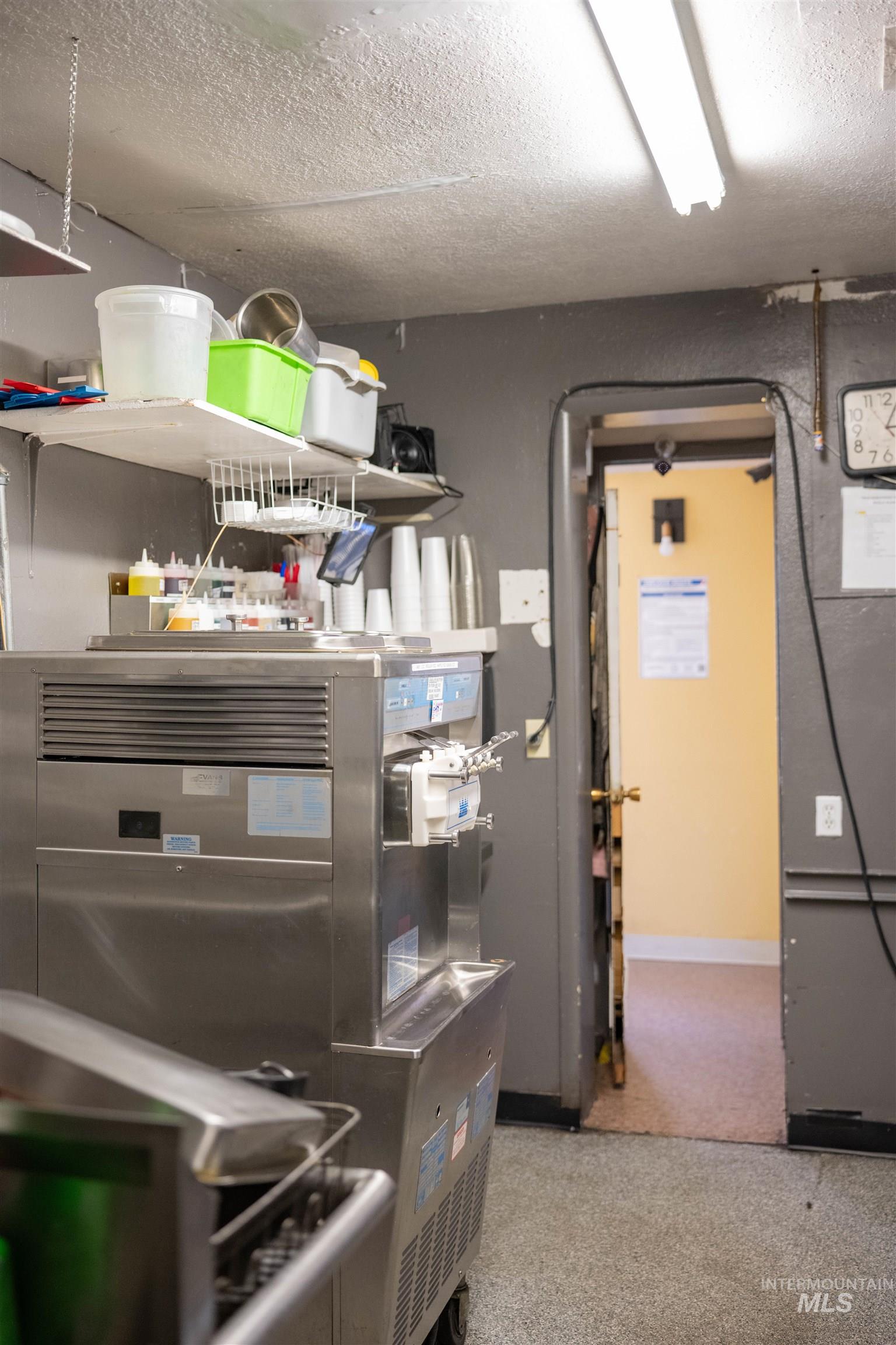 299 E Main Street, Weiser, Idaho 83672-2536, Business/Commercial For Sale, Price $450,000,MLS 98968499