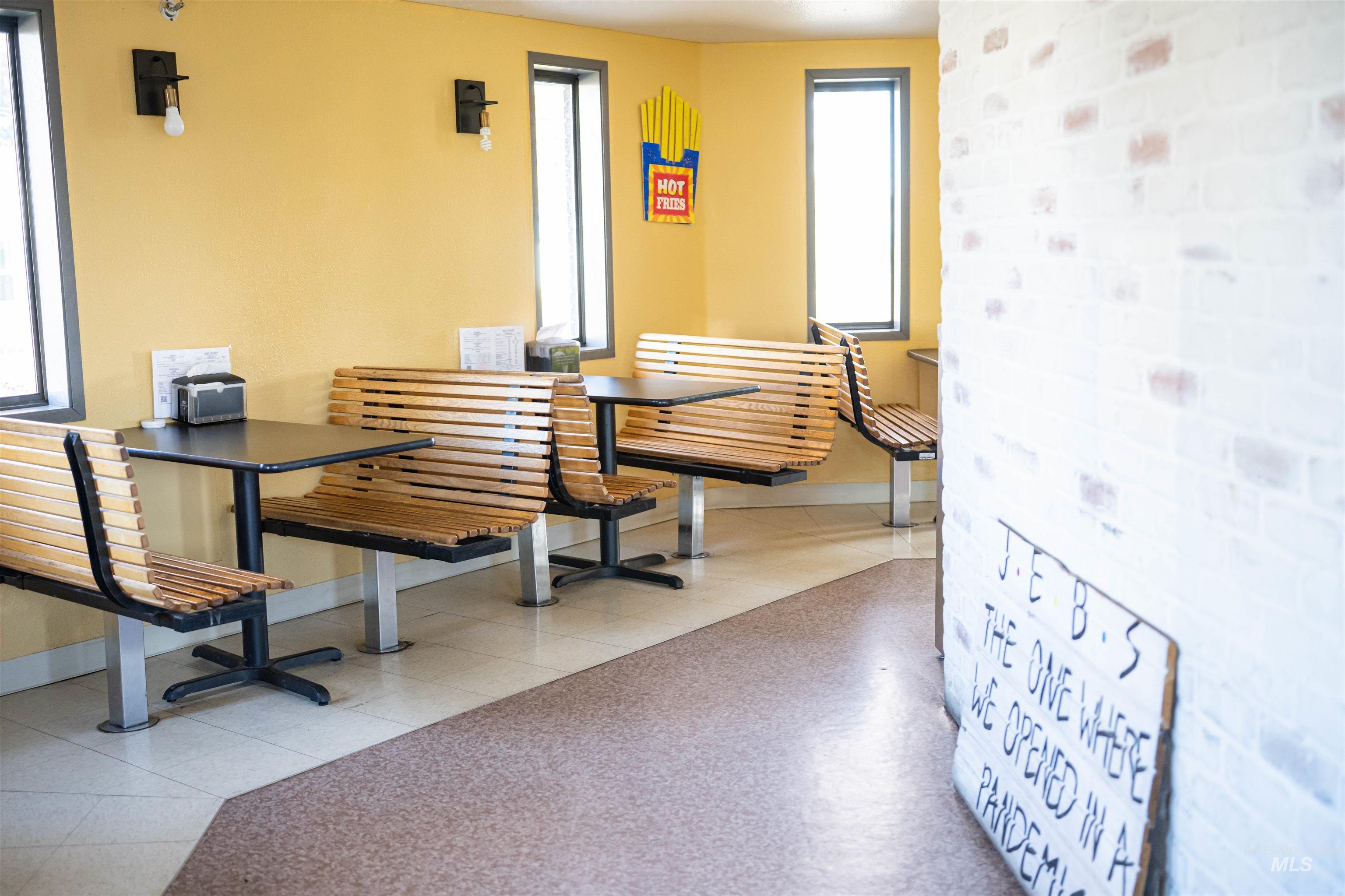 299 E Main Street, Weiser, Idaho 83672-2536, Business/Commercial For Sale, Price $450,000,MLS 98968499