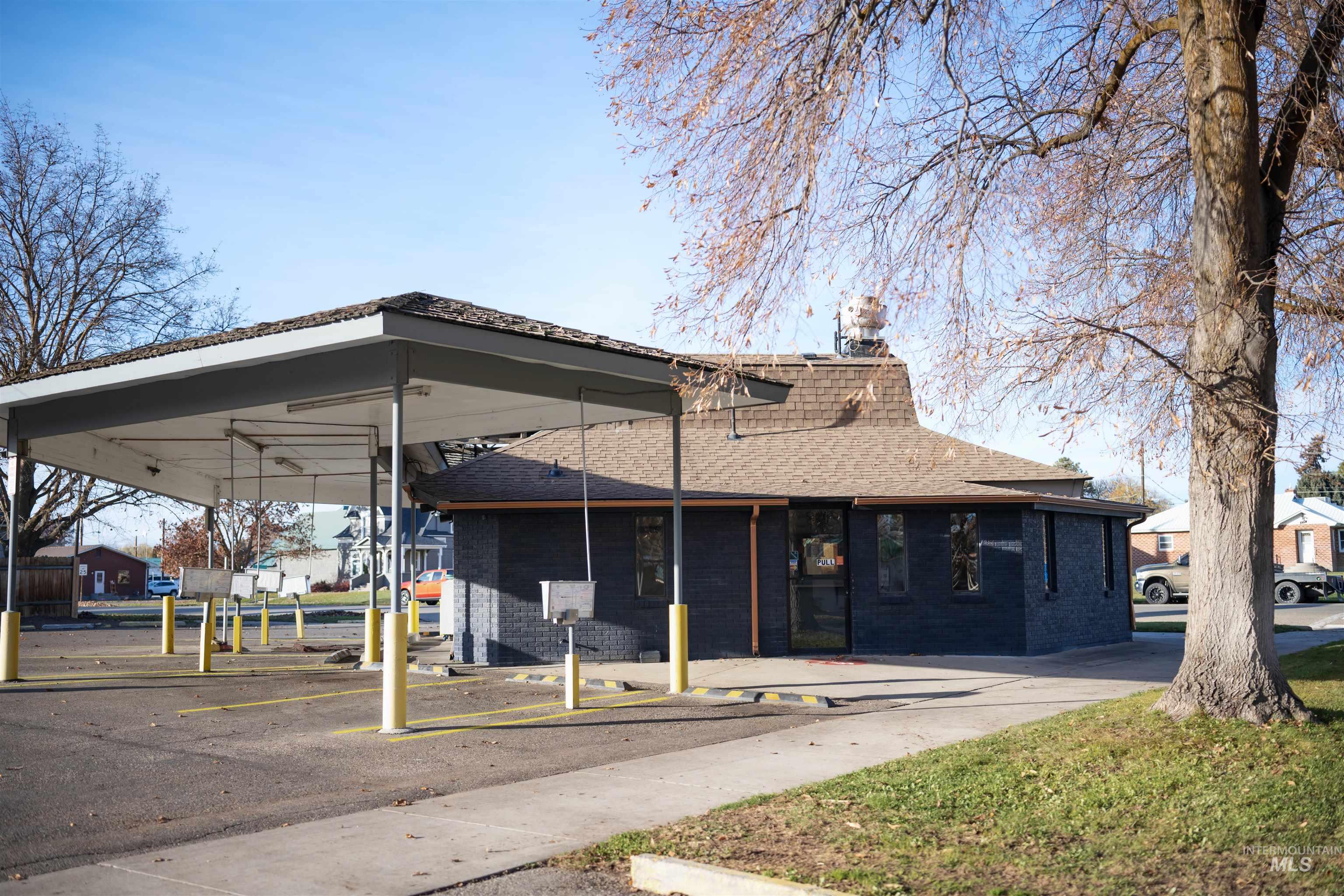 299 E Main Street, Weiser, Idaho 83672-2536, Business/Commercial For Sale, Price $450,000,MLS 98968499