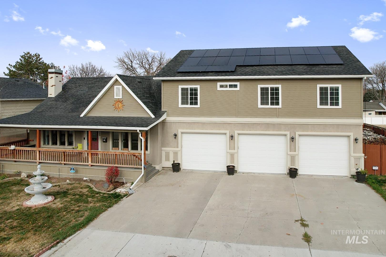 720 E Main Street, Jerome, Idaho 83338, 6 Bedrooms, 4.5 Bathrooms, Residential For Sale, Price $610,000,MLS 98968502