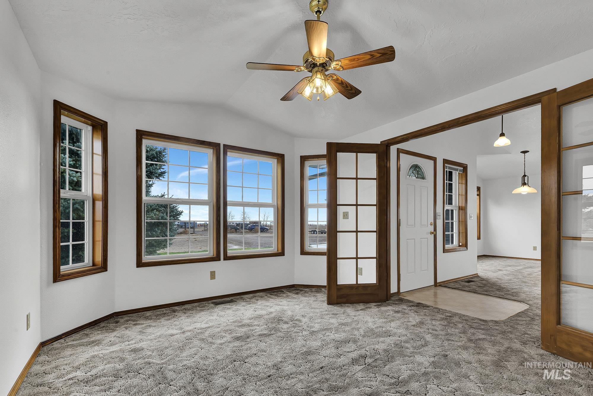 4675 SW Lark Dr, Mountain Home, Idaho 83647, 3 Bedrooms, 2 Bathrooms, Residential For Sale, Price $850,000,MLS 98968503