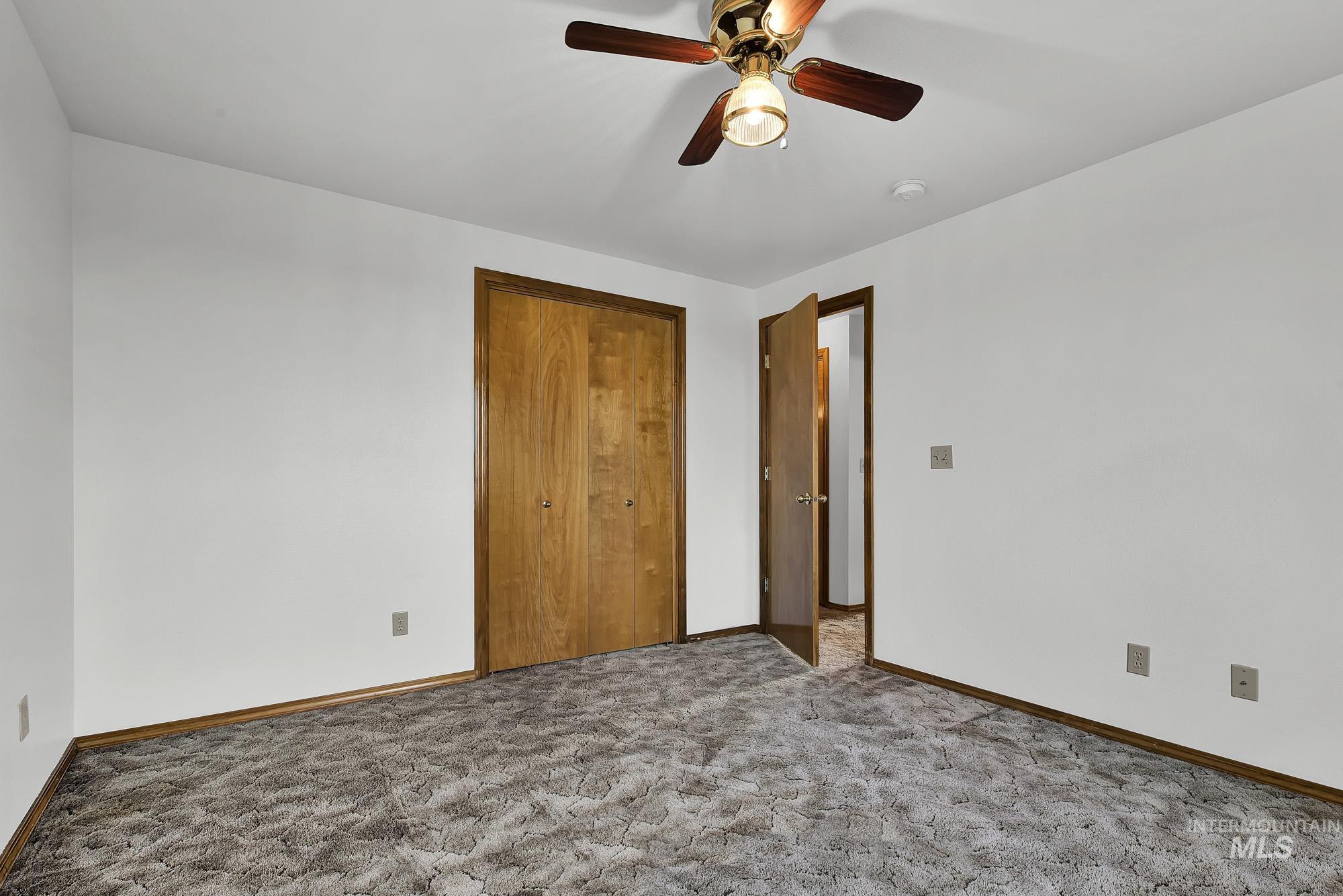 4675 SW Lark Dr, Mountain Home, Idaho 83647, 3 Bedrooms, 2 Bathrooms, Residential For Sale, Price $850,000,MLS 98968503