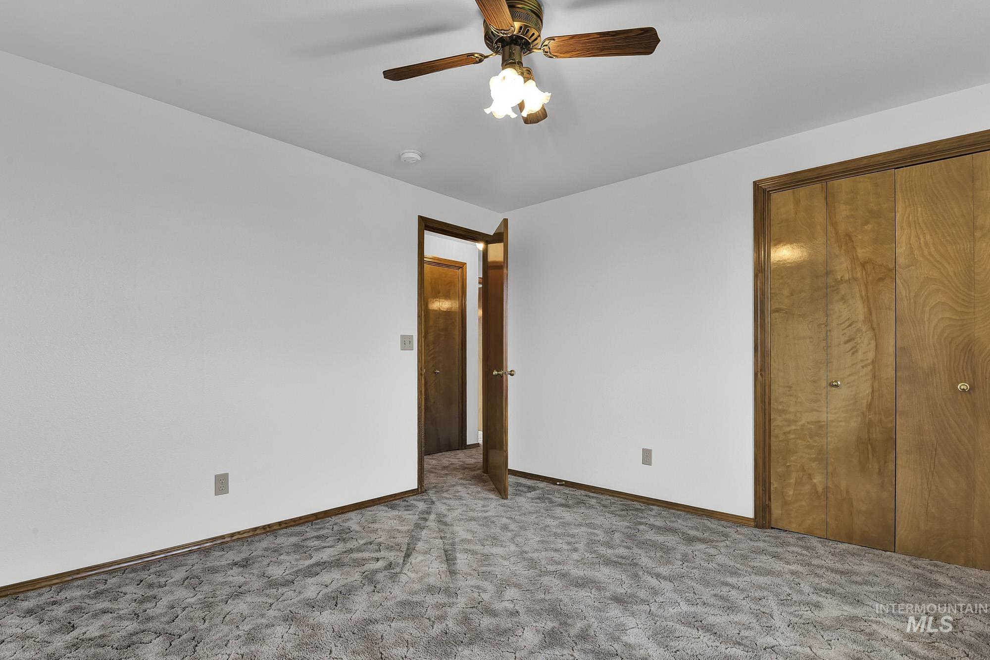 4675 SW Lark Dr, Mountain Home, Idaho 83647, 3 Bedrooms, 2 Bathrooms, Residential For Sale, Price $850,000,MLS 98968503