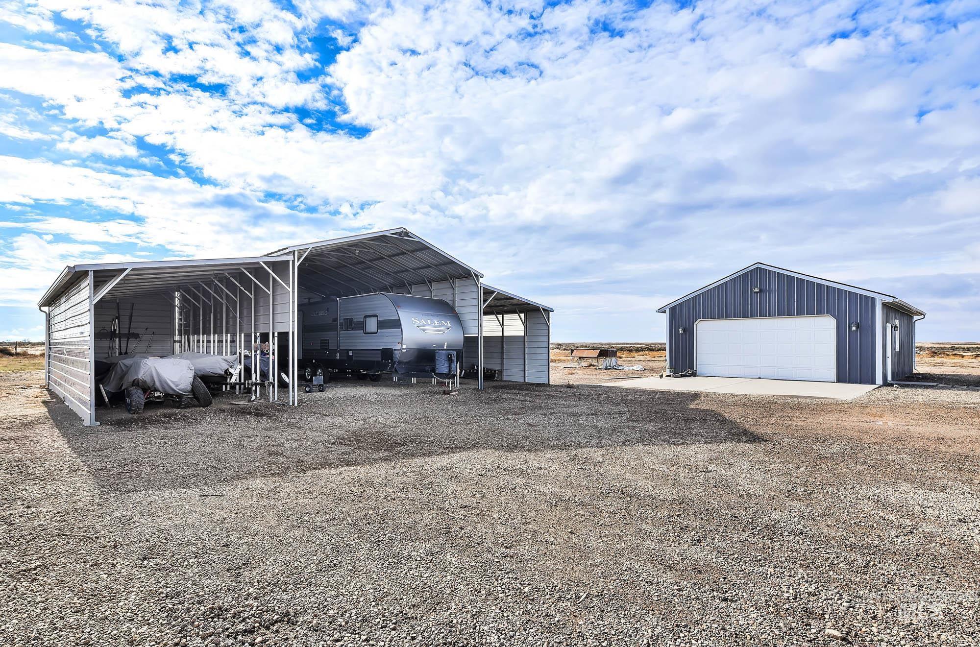 4675 SW Lark Dr, Mountain Home, Idaho 83647, 3 Bedrooms, 2 Bathrooms, Residential For Sale, Price $850,000,MLS 98968503