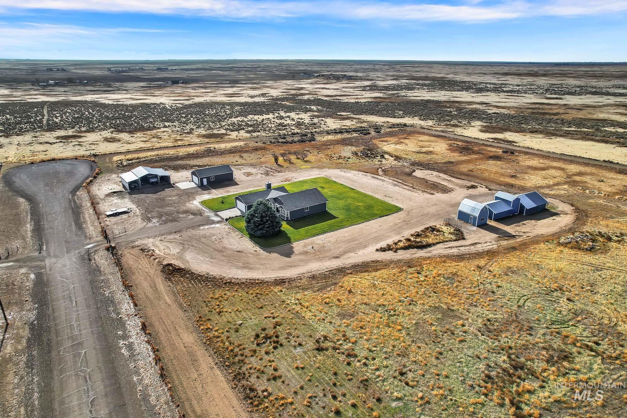 4675 SW Lark Dr, Mountain Home, Idaho 83647, 3 Bedrooms, 2 Bathrooms, Residential For Sale, Price $850,000,MLS 98968503