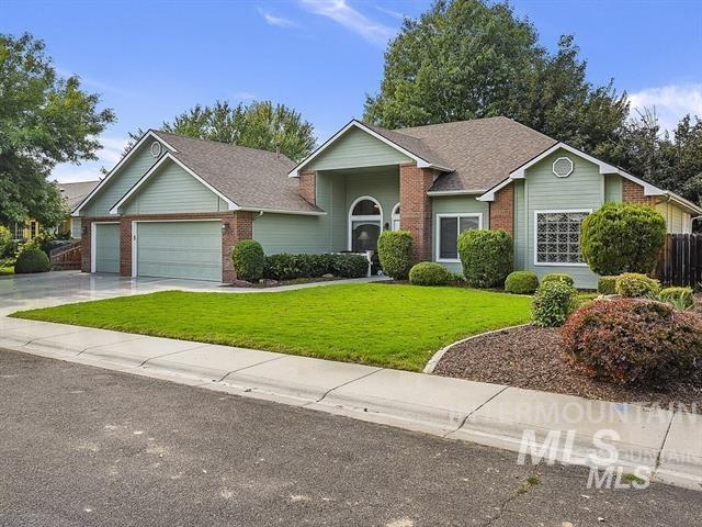 1133 N Torrey Pines, Eagle, Idaho 83616, 4 Bedrooms, 2 Bathrooms, Residential For Sale, Price $597,900,MLS 98968506