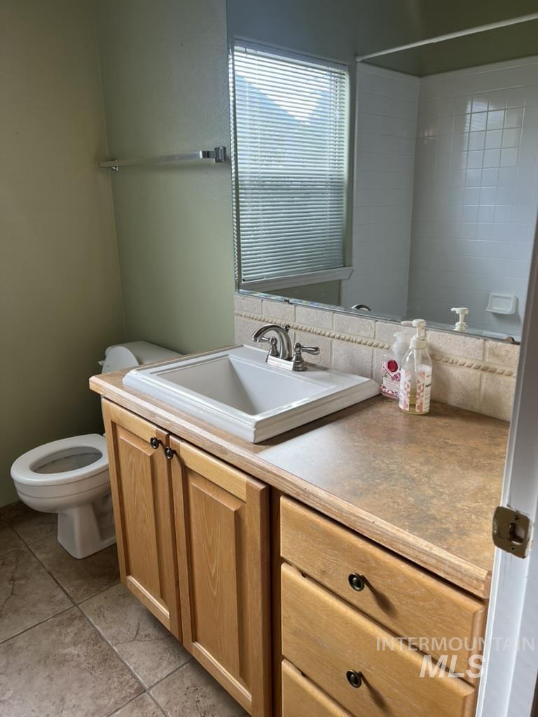 1133 N Torrey Pines, Eagle, Idaho 83616, 4 Bedrooms, 2 Bathrooms, Residential For Sale, Price $597,900,MLS 98968506