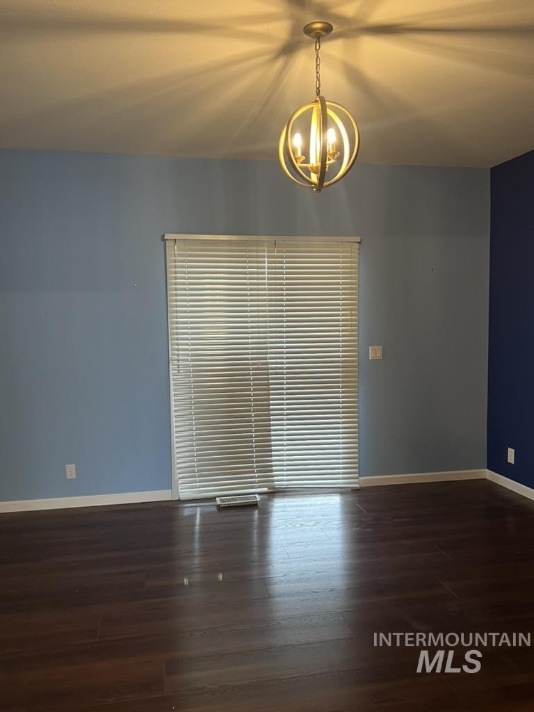 1133 N Torrey Pines, Eagle, Idaho 83616, 4 Bedrooms, 2 Bathrooms, Residential For Sale, Price $597,900,MLS 98968506