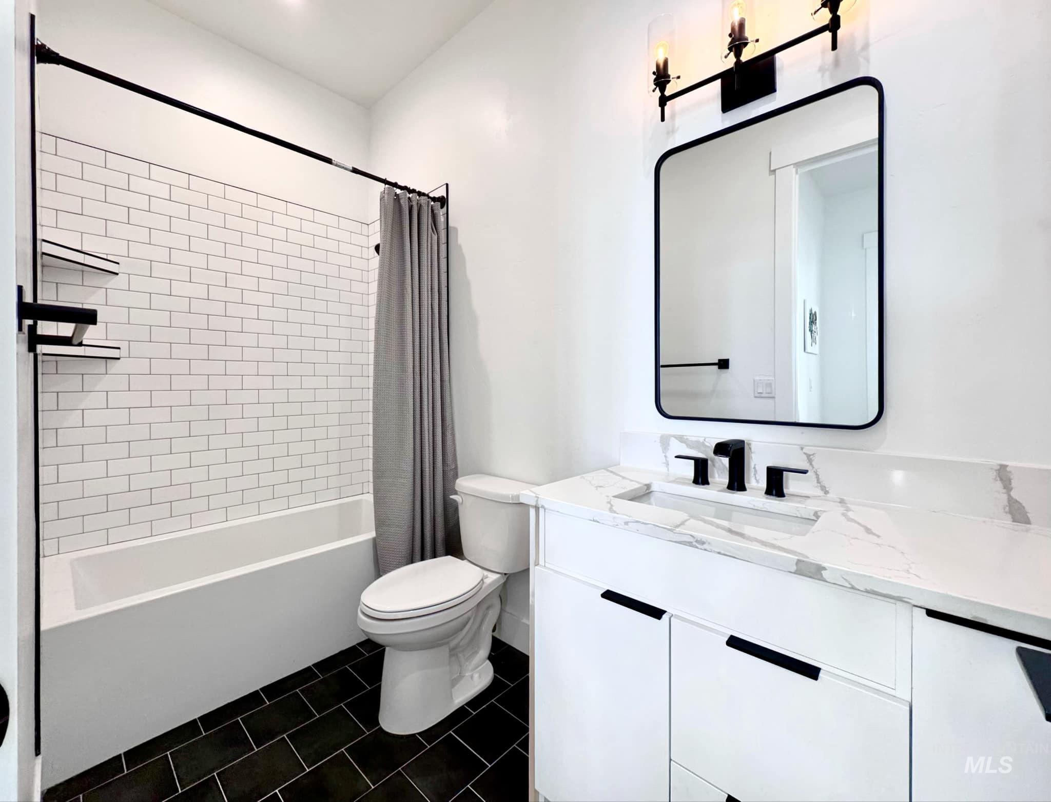 15006 Snow Mountain Dr., Caldwell, Idaho 83607, 5 Bedrooms, 4.5 Bathrooms, Residential For Sale, Price $1,489,000,MLS 98968509