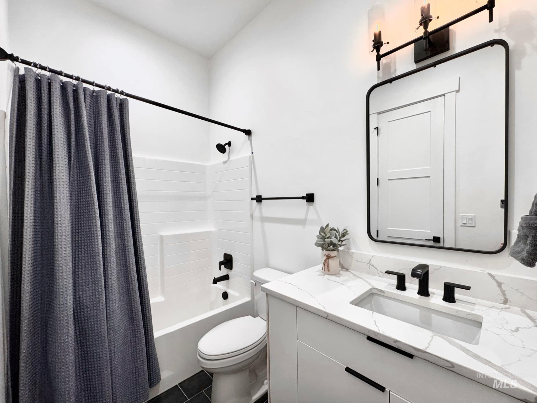 15006 Snow Mountain Dr., Caldwell, Idaho 83607, 5 Bedrooms, 4.5 Bathrooms, Residential For Sale, Price $1,489,000,MLS 98968509