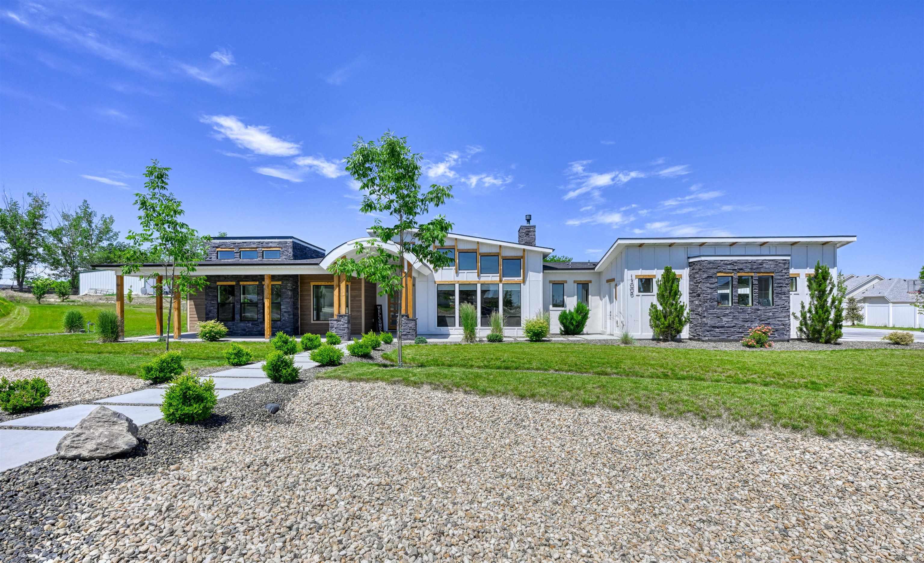 15006 Snow Mountain Dr., Caldwell, Idaho 83607, 5 Bedrooms, 4.5 Bathrooms, Residential For Sale, Price $1,489,000,MLS 98968509