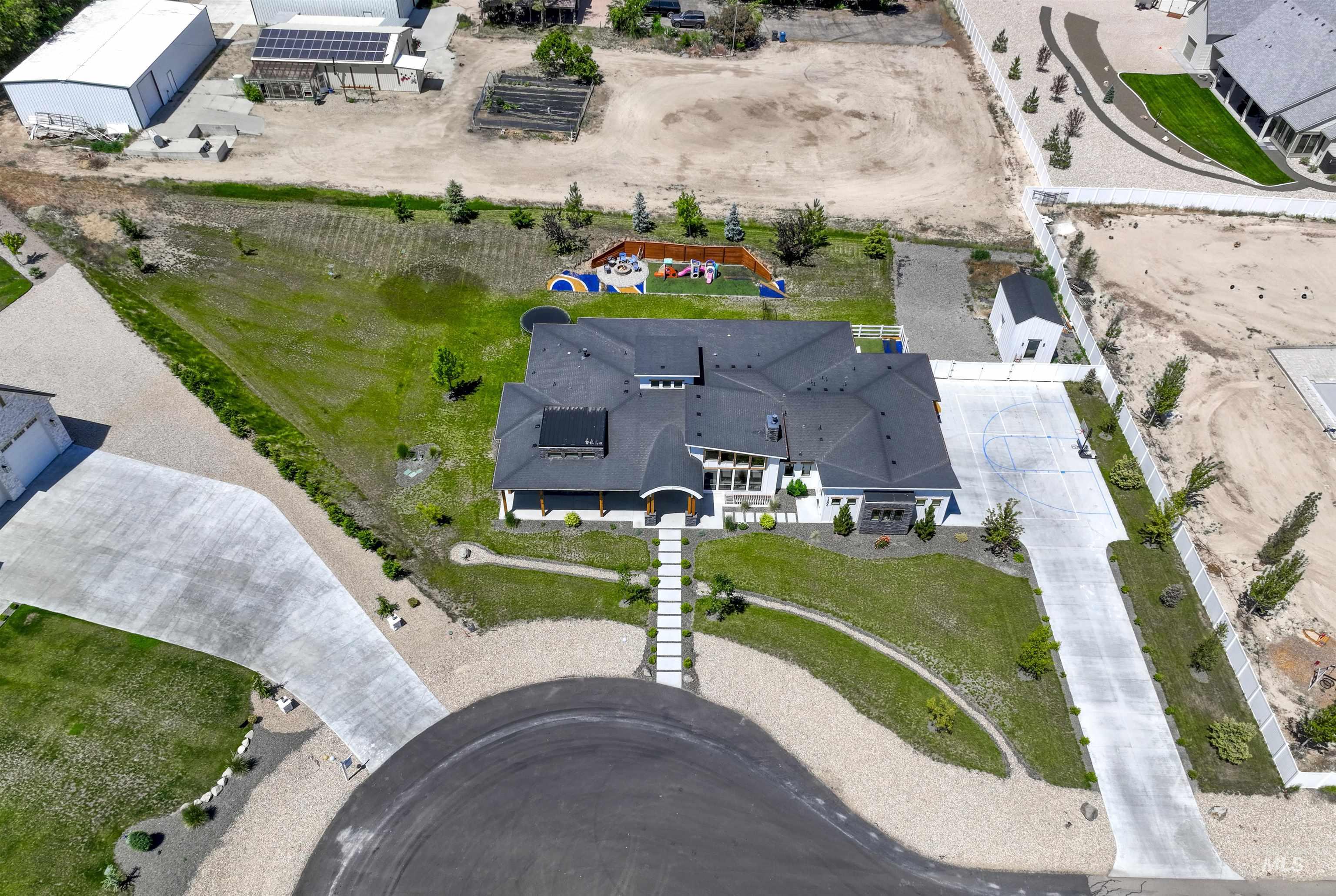 15006 Snow Mountain Dr., Caldwell, Idaho 83607, 5 Bedrooms, 4.5 Bathrooms, Residential For Sale, Price $1,489,000,MLS 98968509