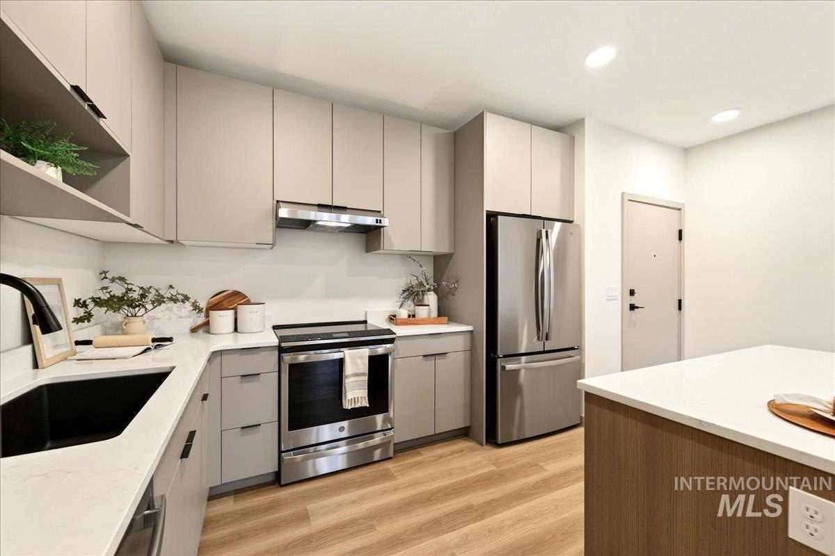 2312 S Broadway Avenue, Boise, Idaho 83706, 1 Bedroom, 1 Bathroom, Residential For Sale, Price $324,000,MLS 98968522